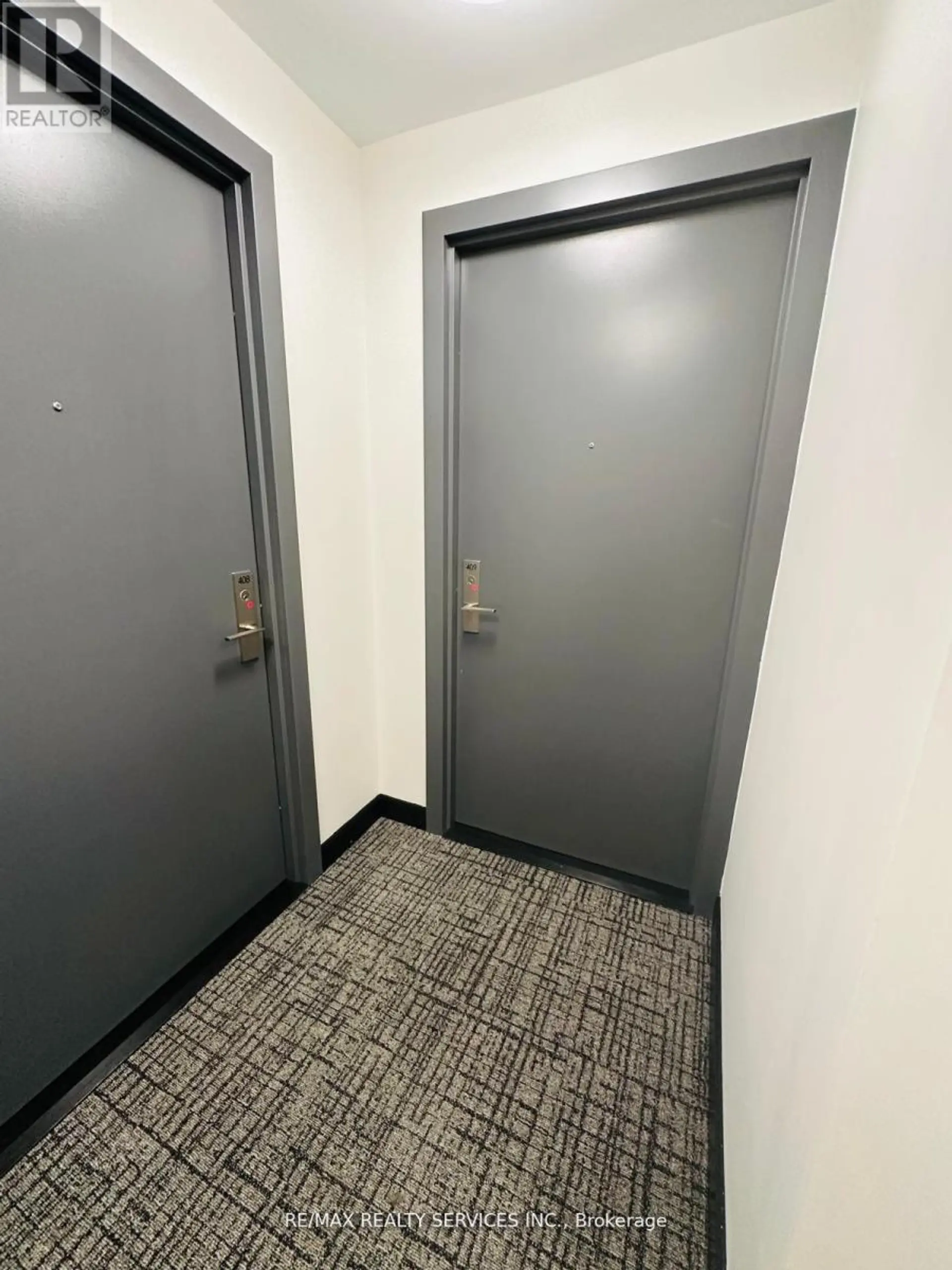 #409 86 DUNDAS STREET E - Image 6