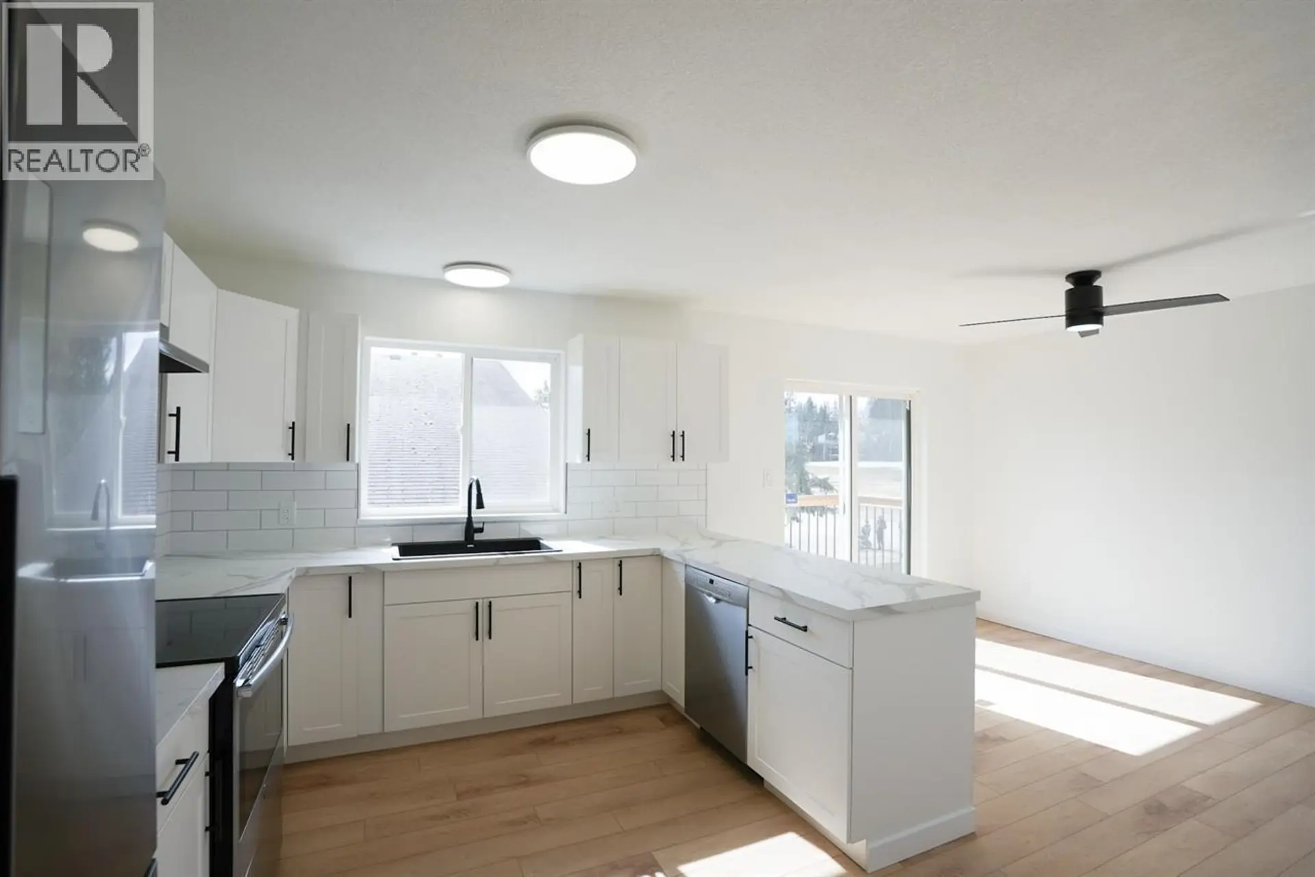 1497 MCCULLAGH AVENUE - Image 3