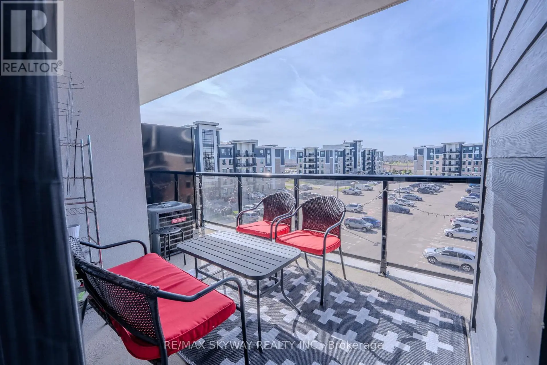 #420 640 SAUVE STREET - Image 12