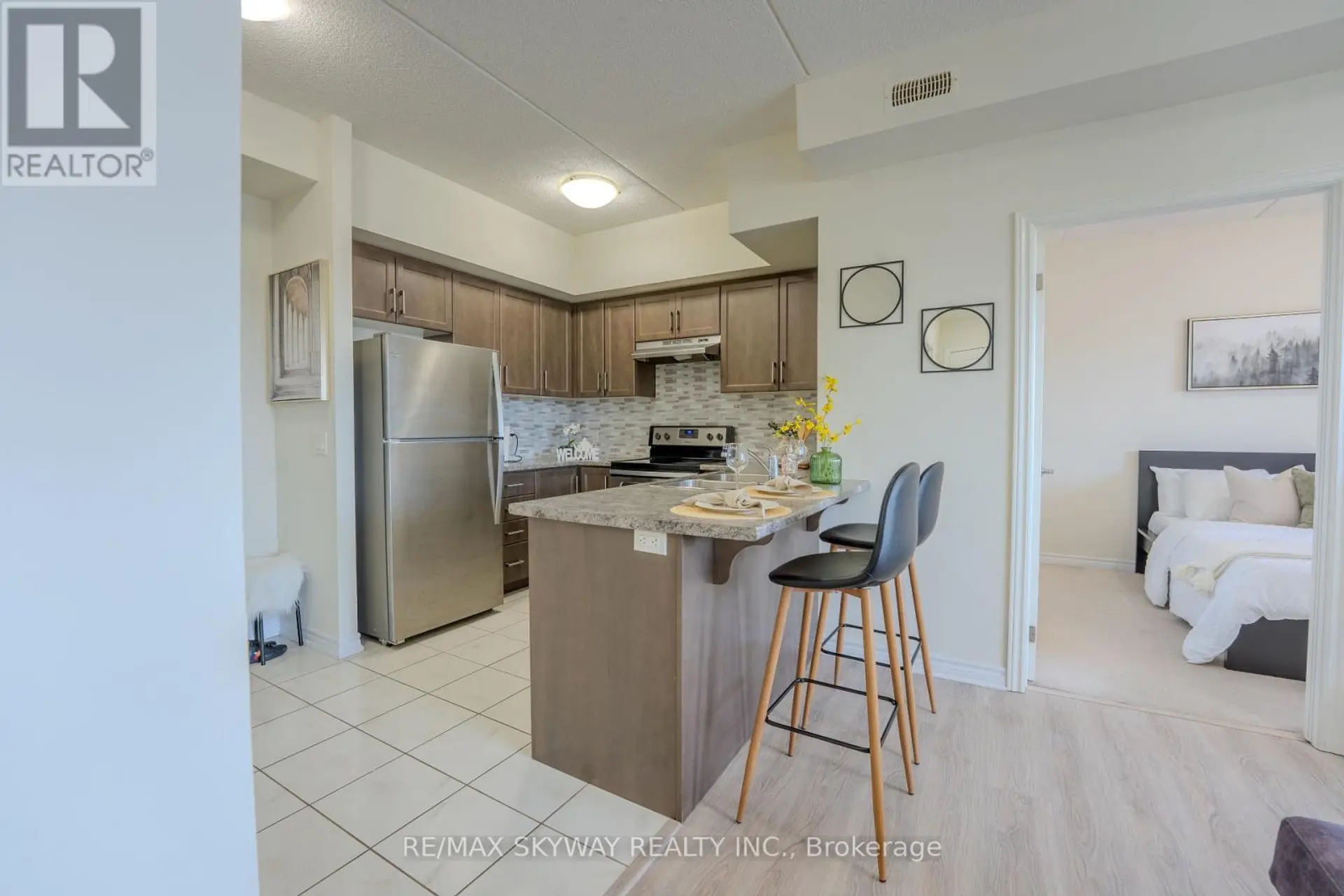 #420 640 SAUVE STREET - Image 5
