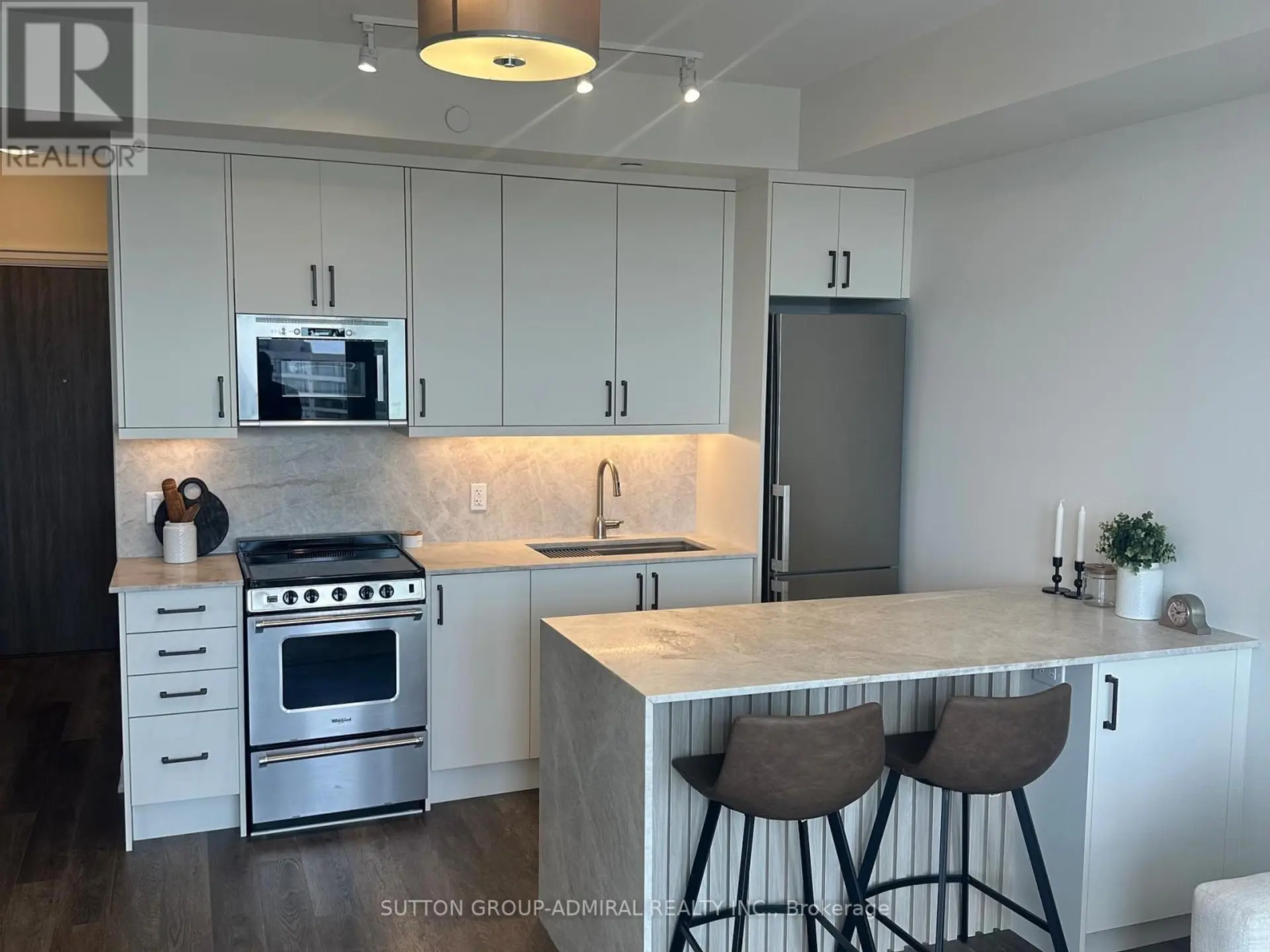 #1405 20 GATINEAU DRIVE - Image 2