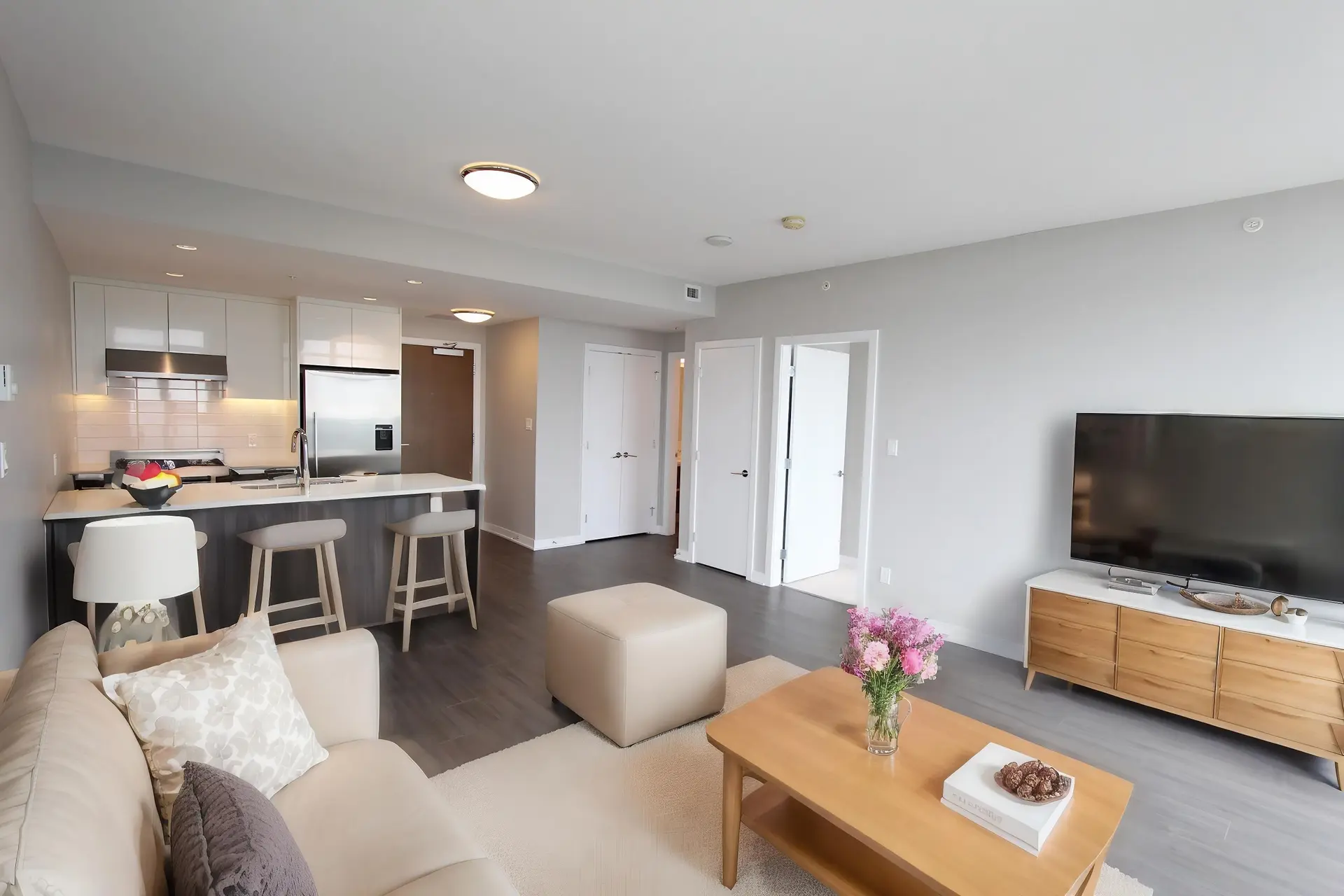 #2701 4900 Lennox Lane - Image 6