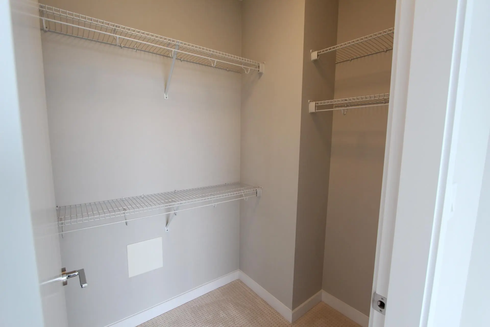 #2701 4900 Lennox Lane - Image 14