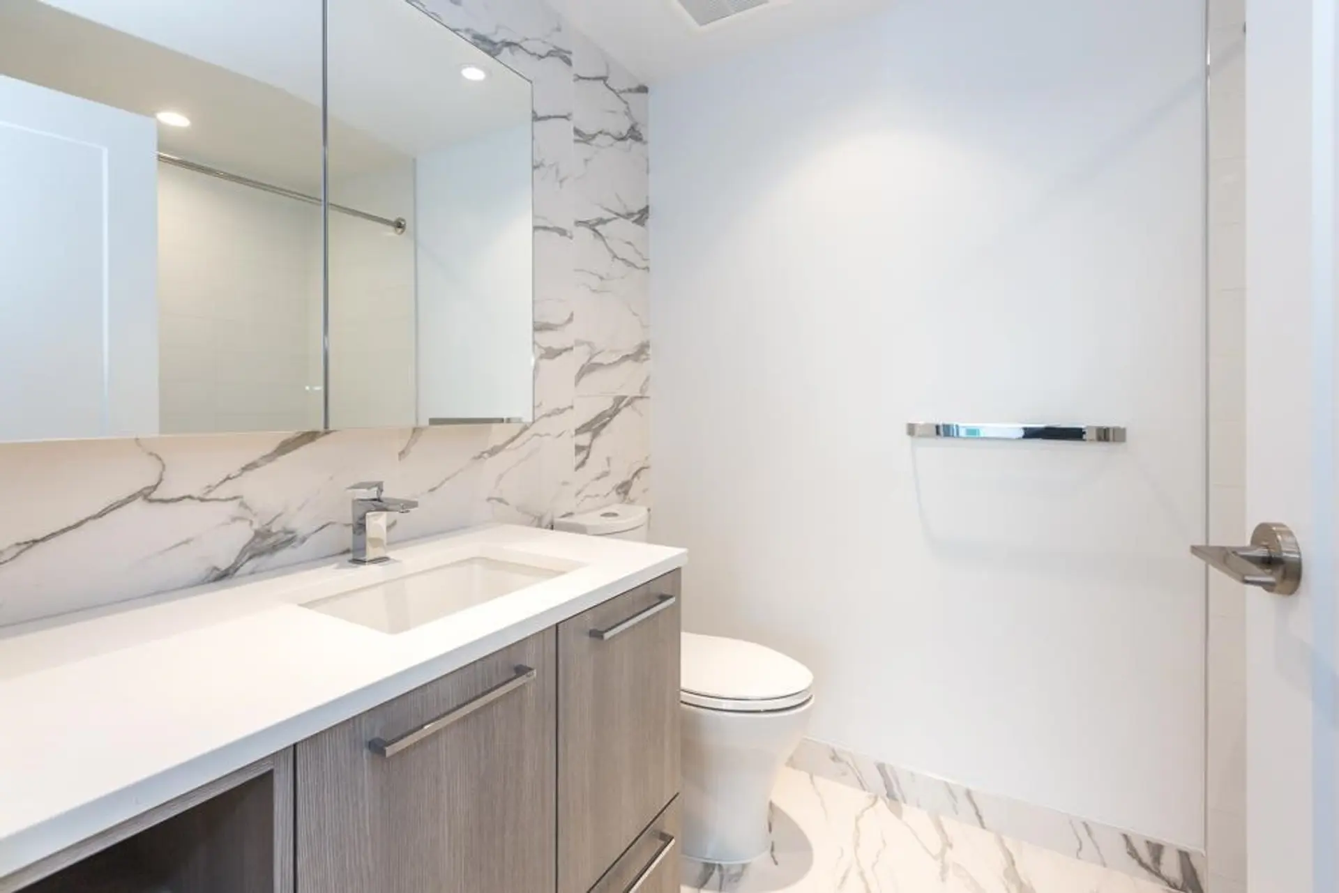 #808 8155 Capstan Way - Image 10