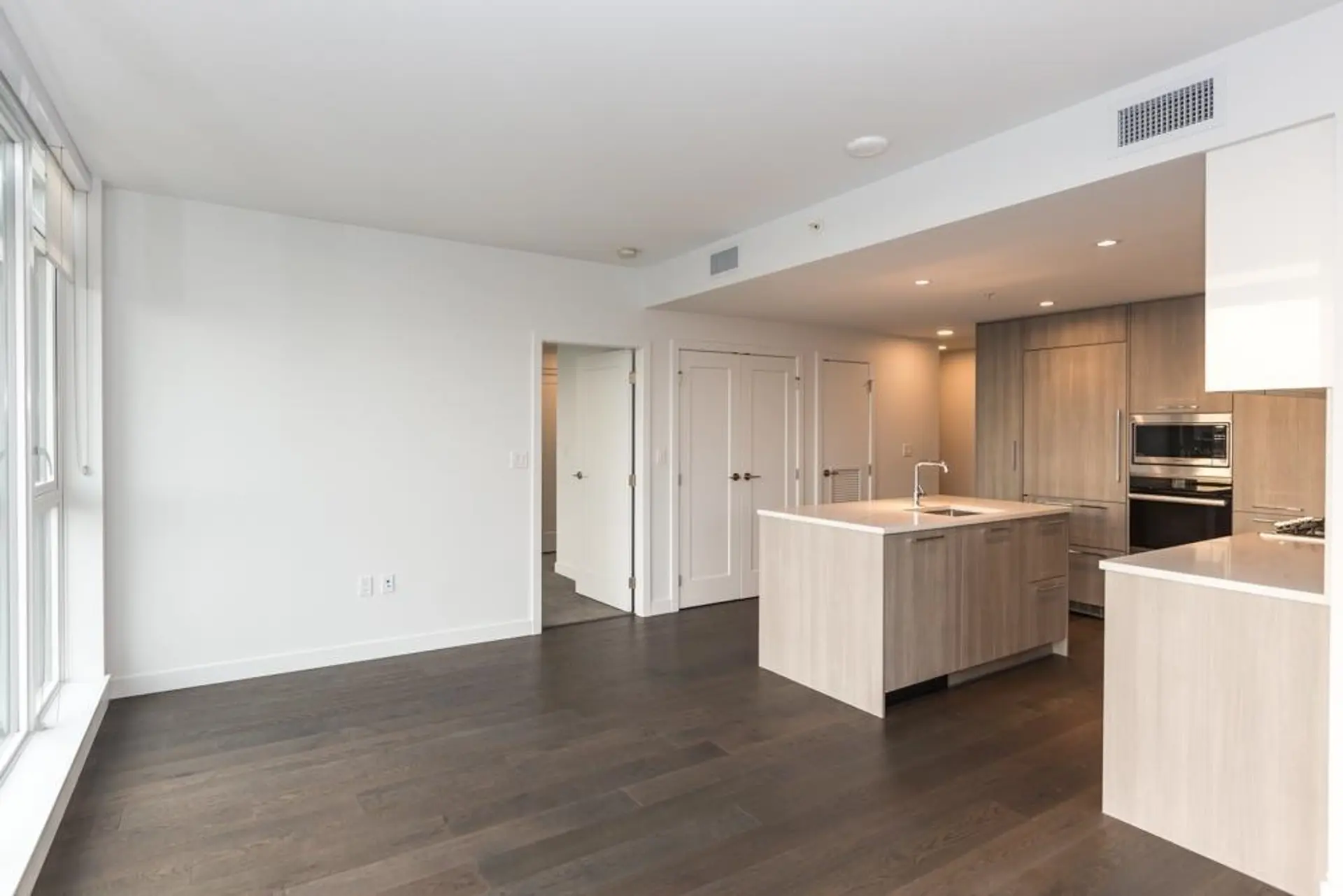 #808 8155 Capstan Way - Image 4