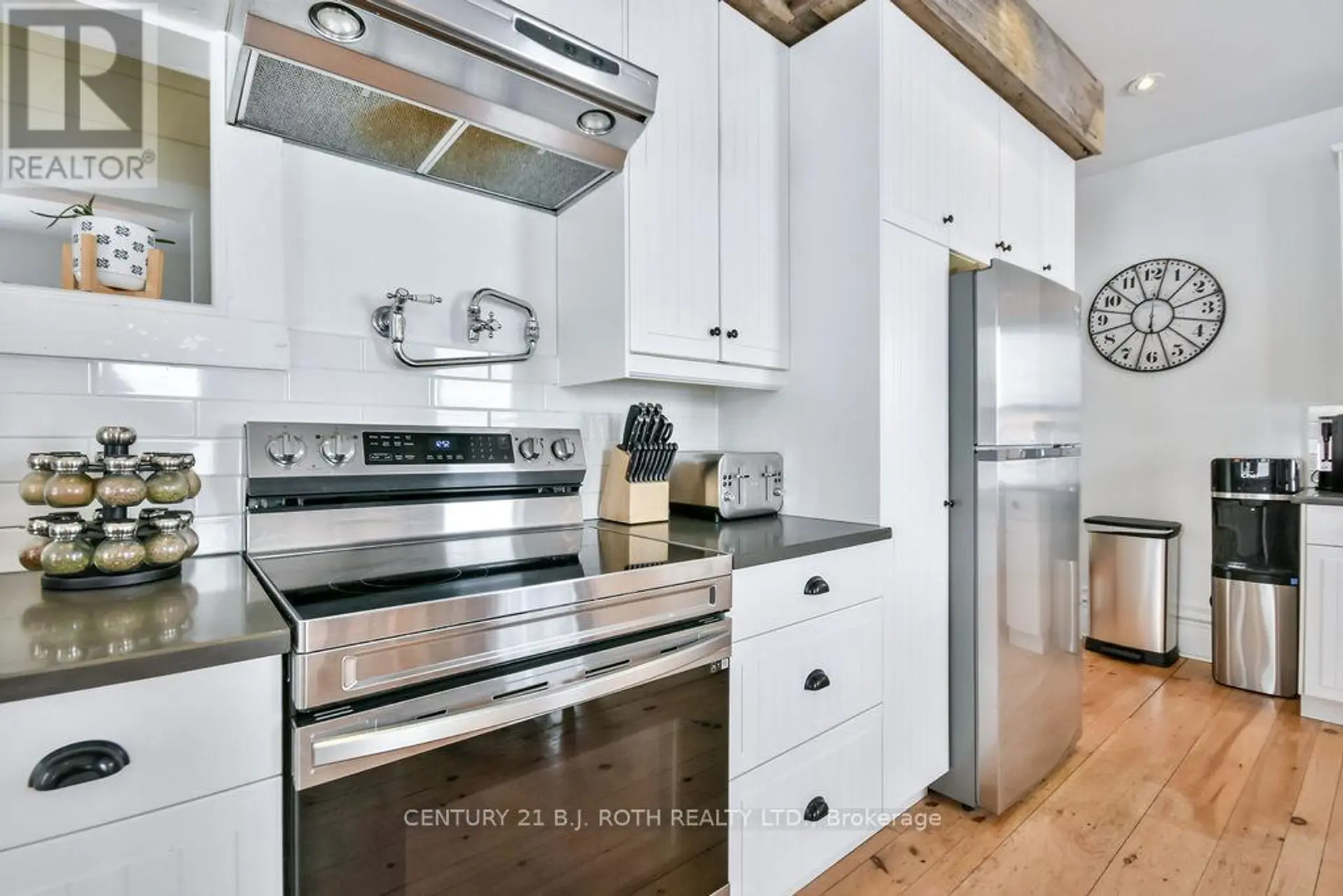 1153 GLENGARRY LANDING ROAD S - Image 7