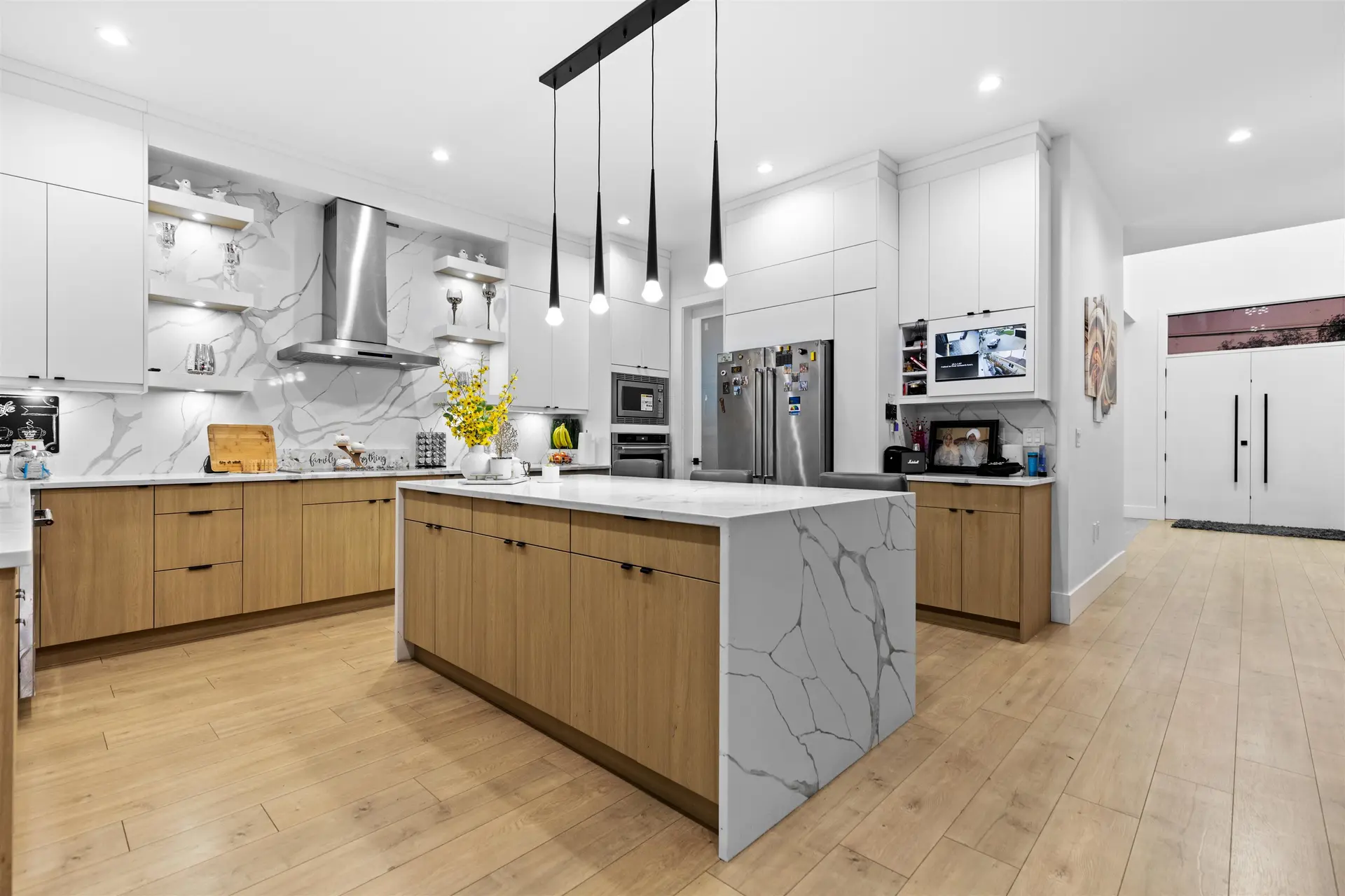 10686 141a Street - Image 2