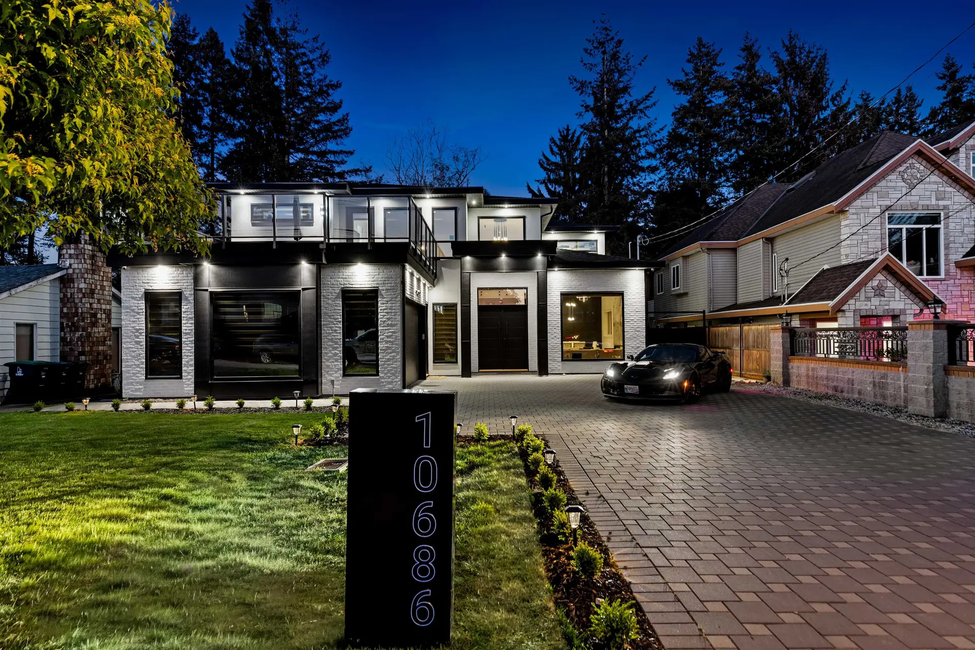10686 141a Street - Image 6