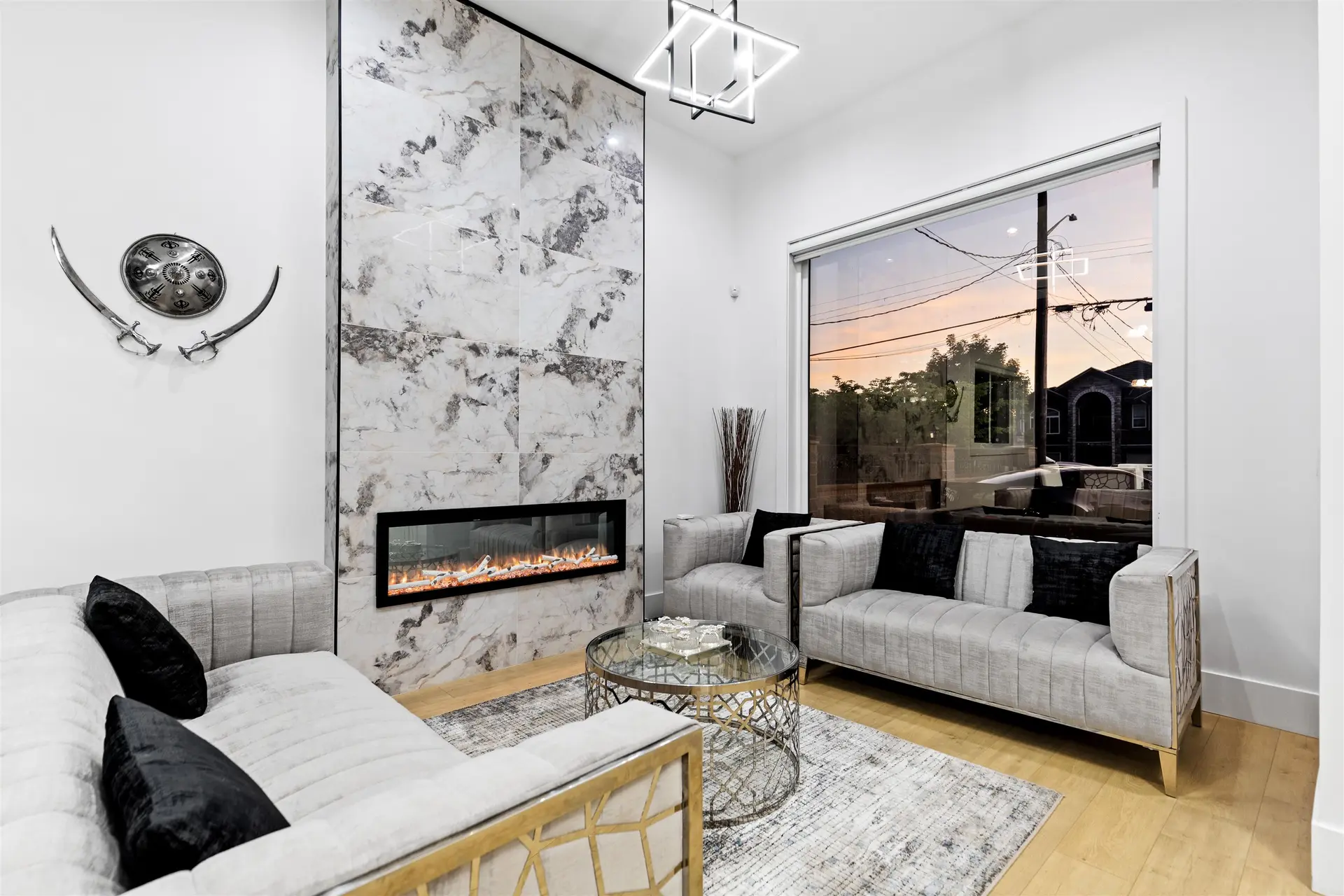 10686 141a Street - Image 3