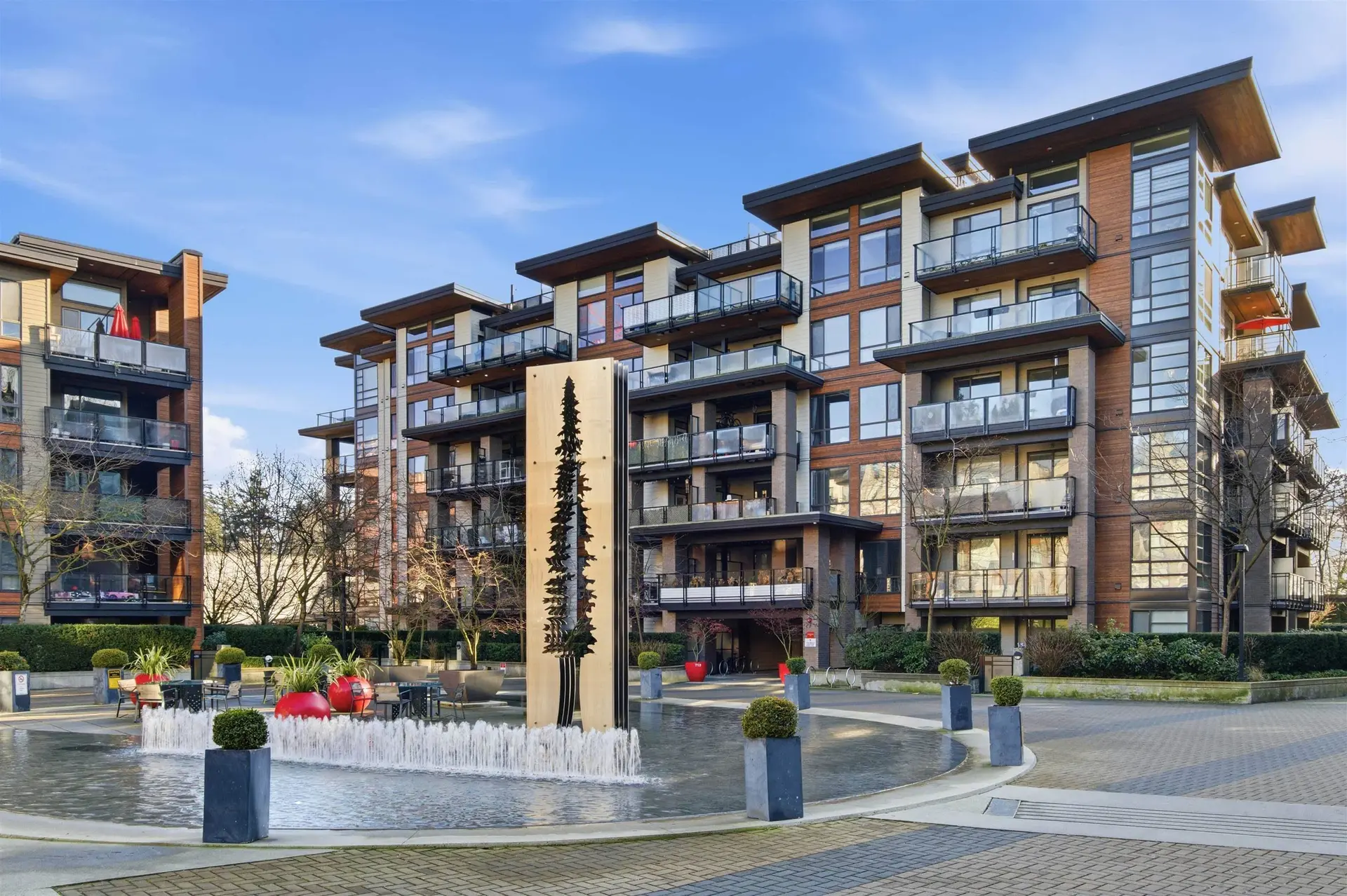 Property at #605 719 W 3rd Street, North Vancouver, BC