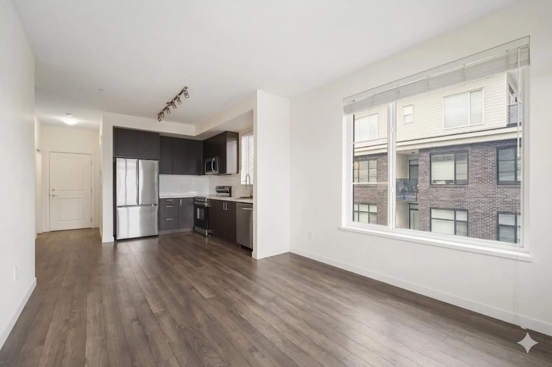 #501 15858 Fraser Highway - Image 3