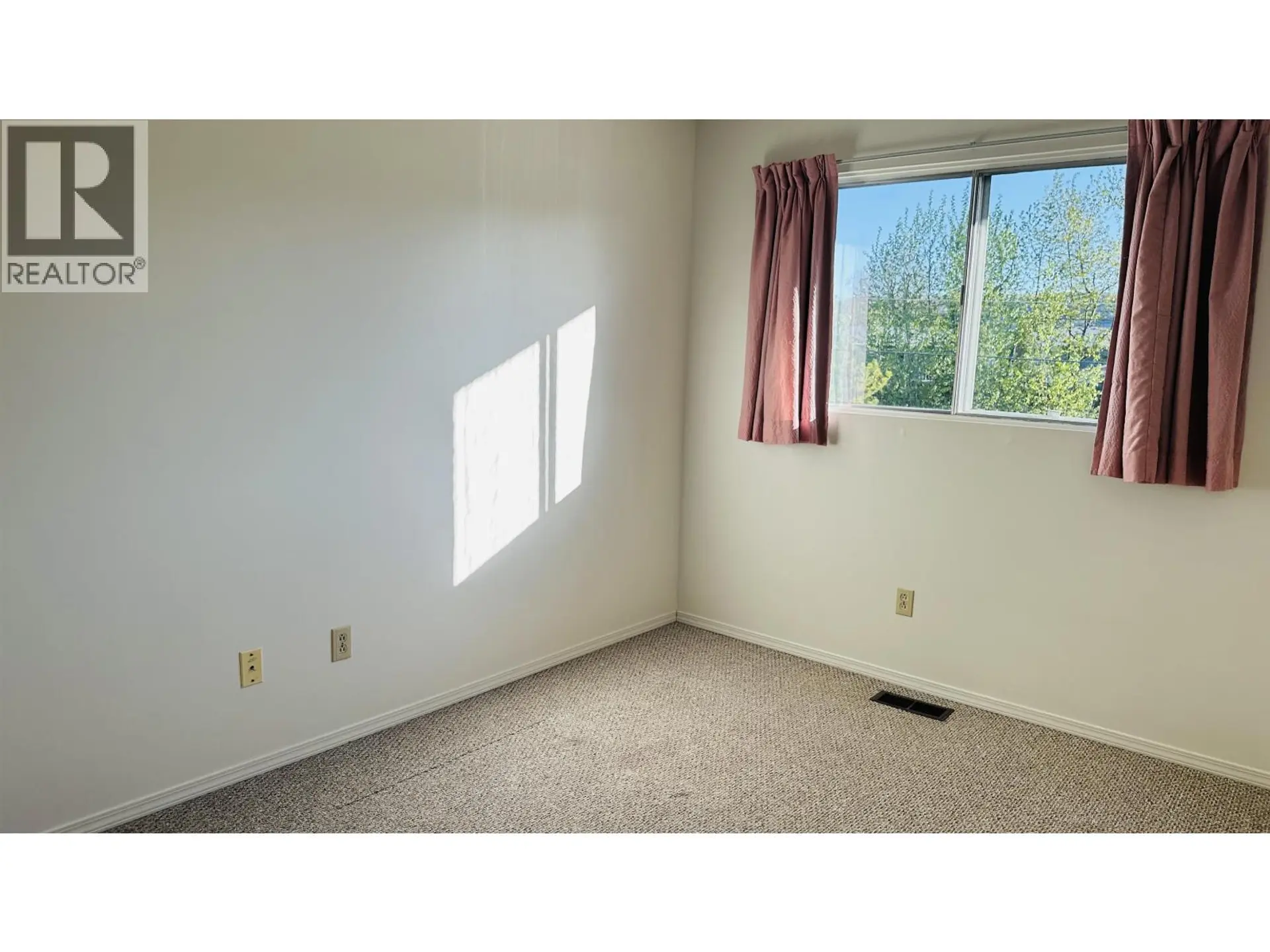 4118-4122 1ST AVENUE - Image 10