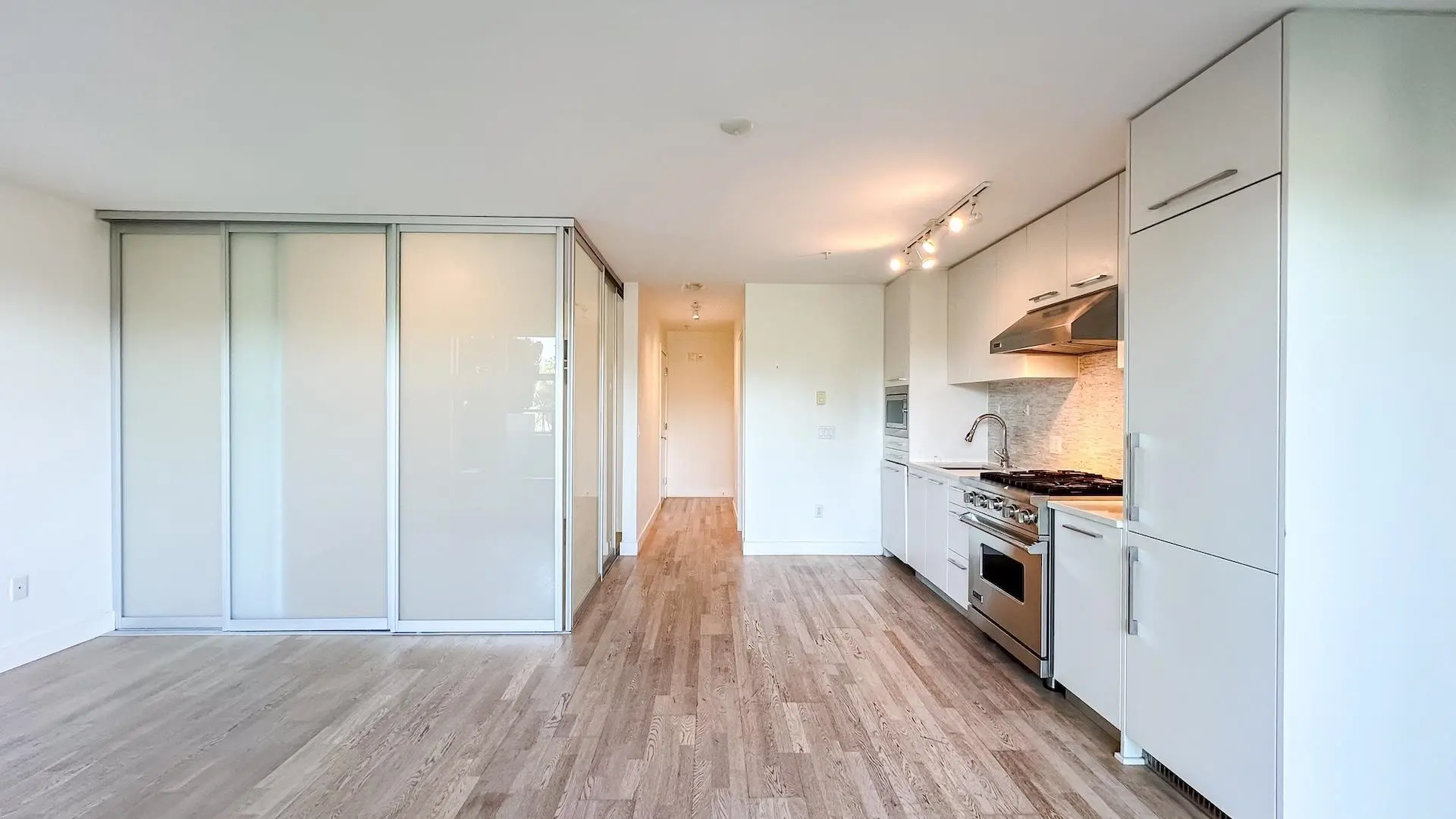 #202 4355 W 10th Avenue - Image 4
