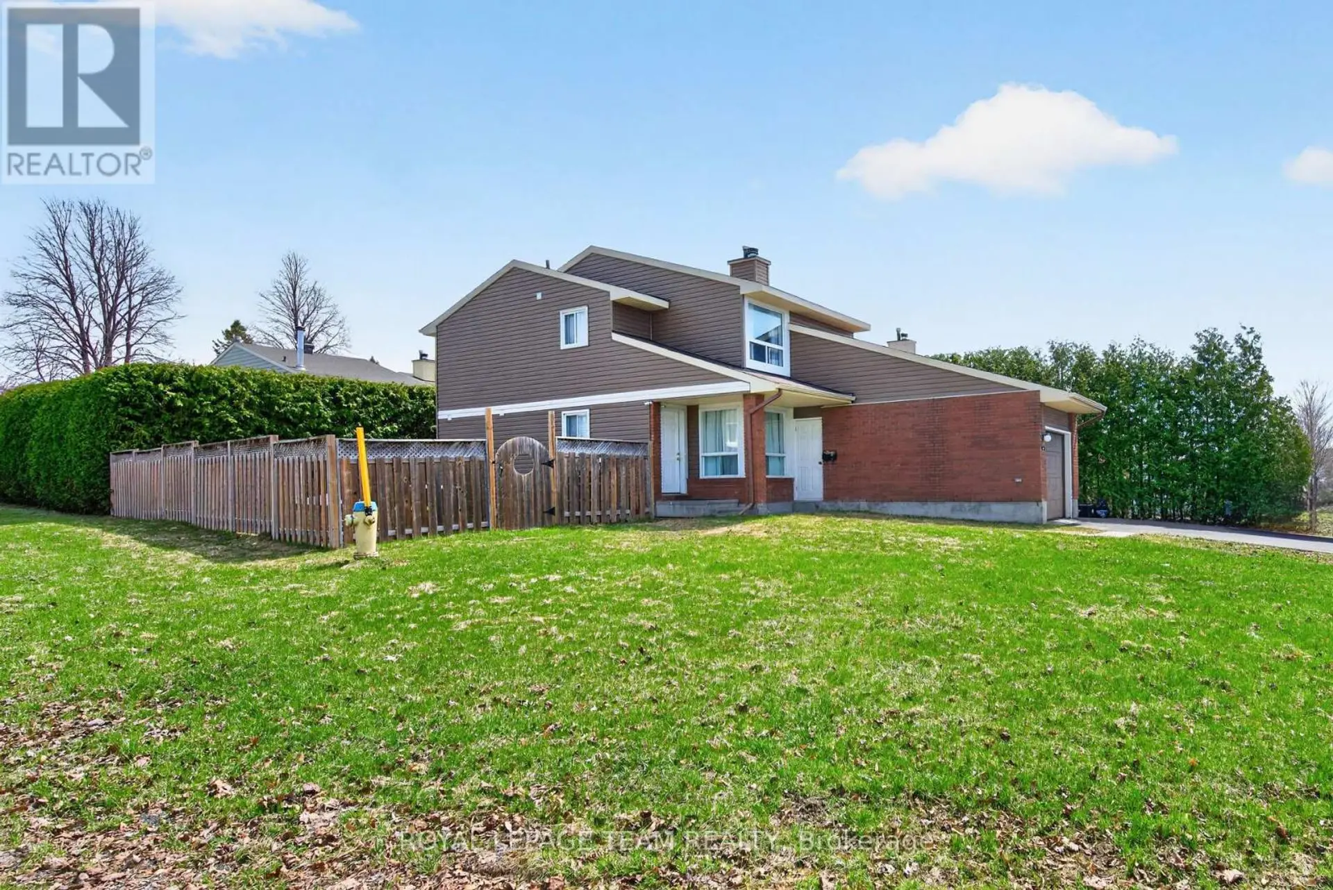 1631 SAXONY CRESCENT - Image 2
