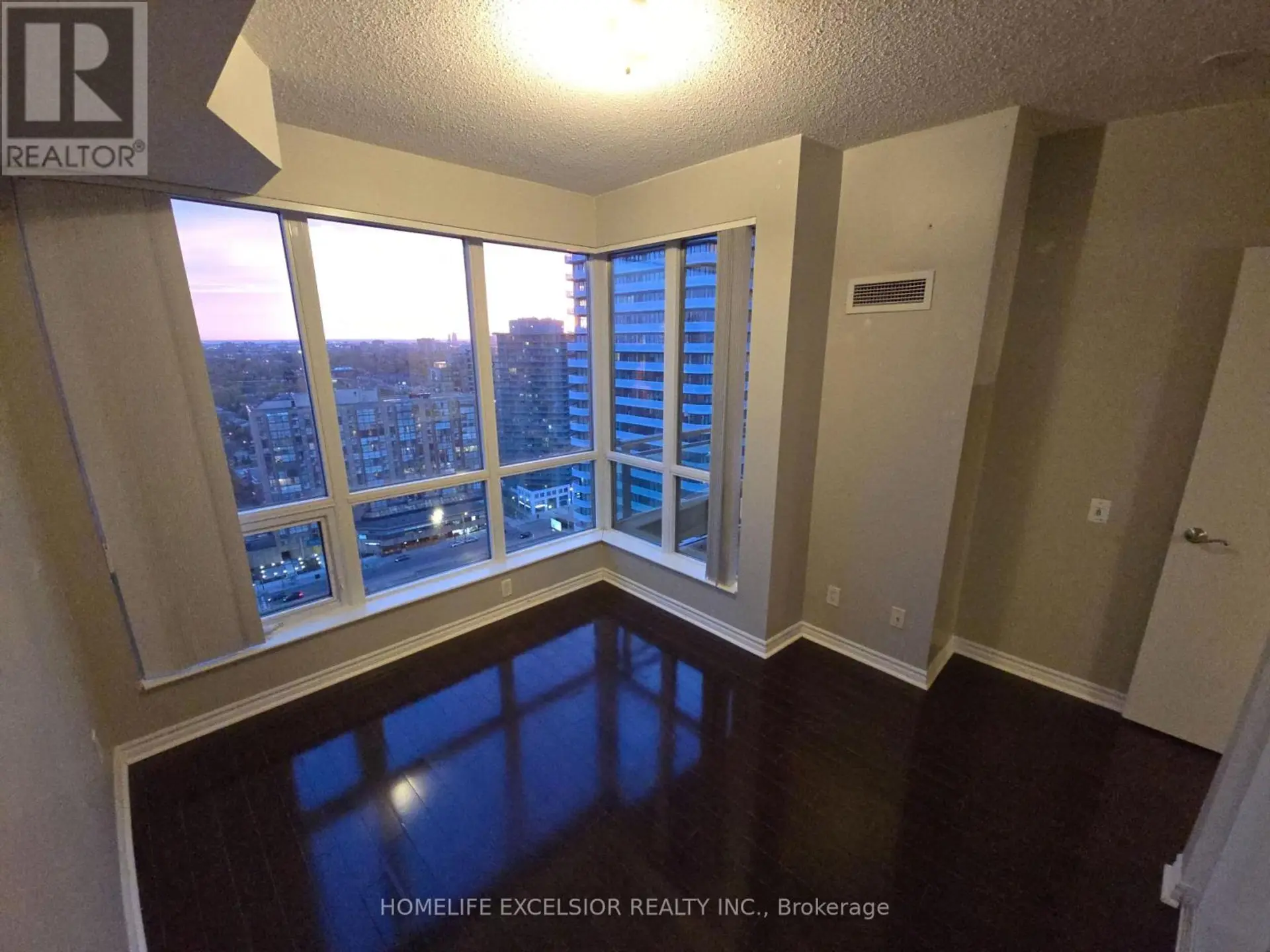 #2401 60 BYNG AVENUE - Image 18