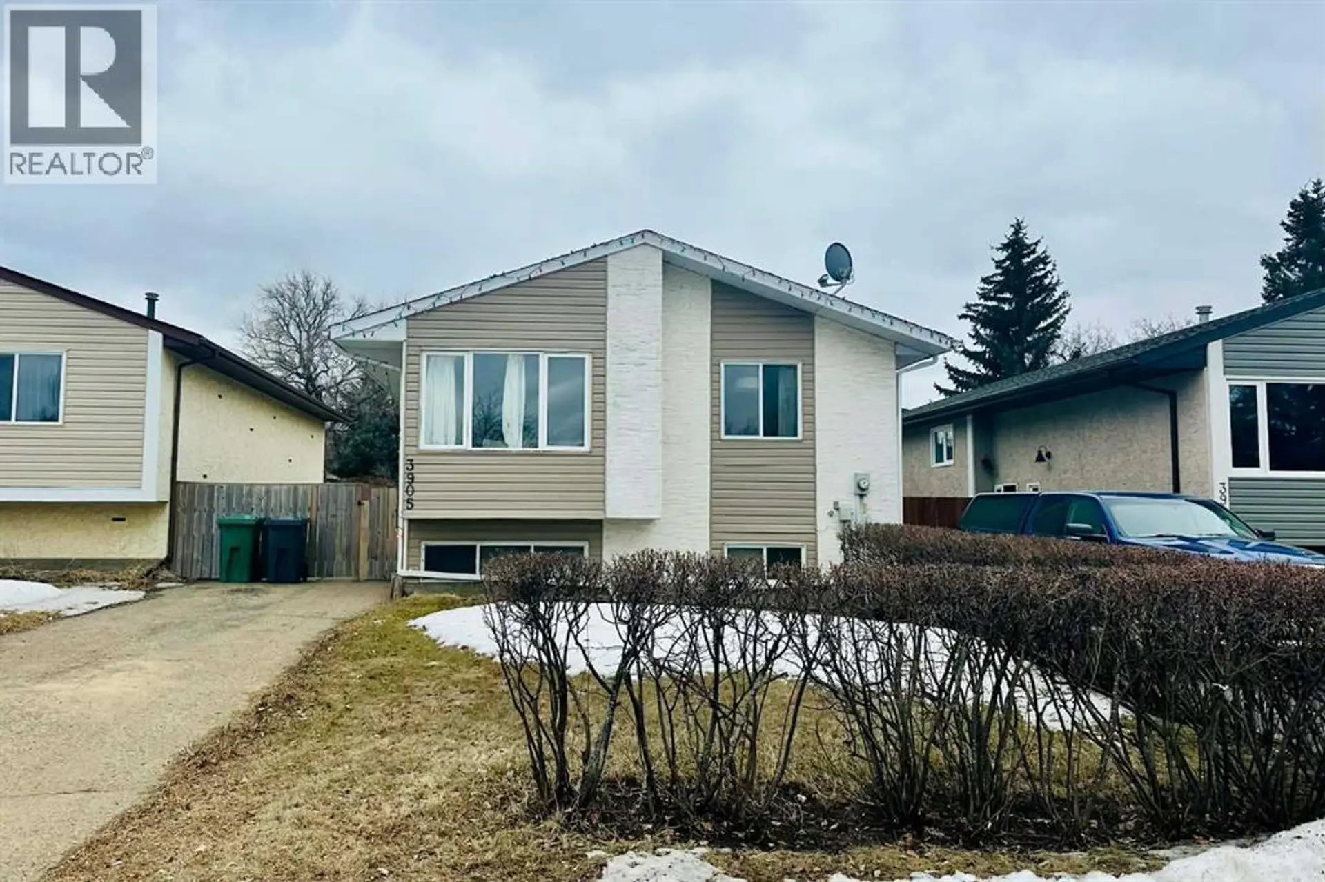 3905 52 Avenue - Image 1