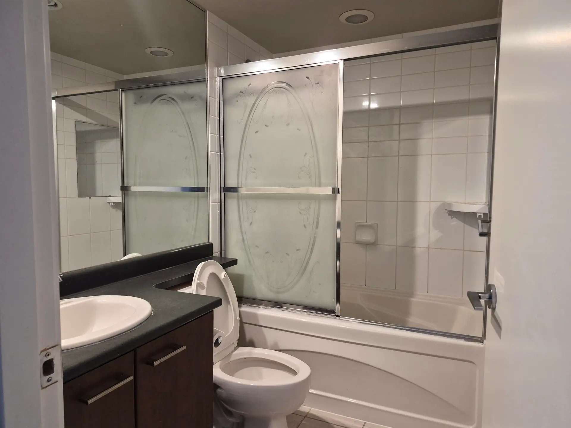 #1703 2979 Glen Drive - Image 6