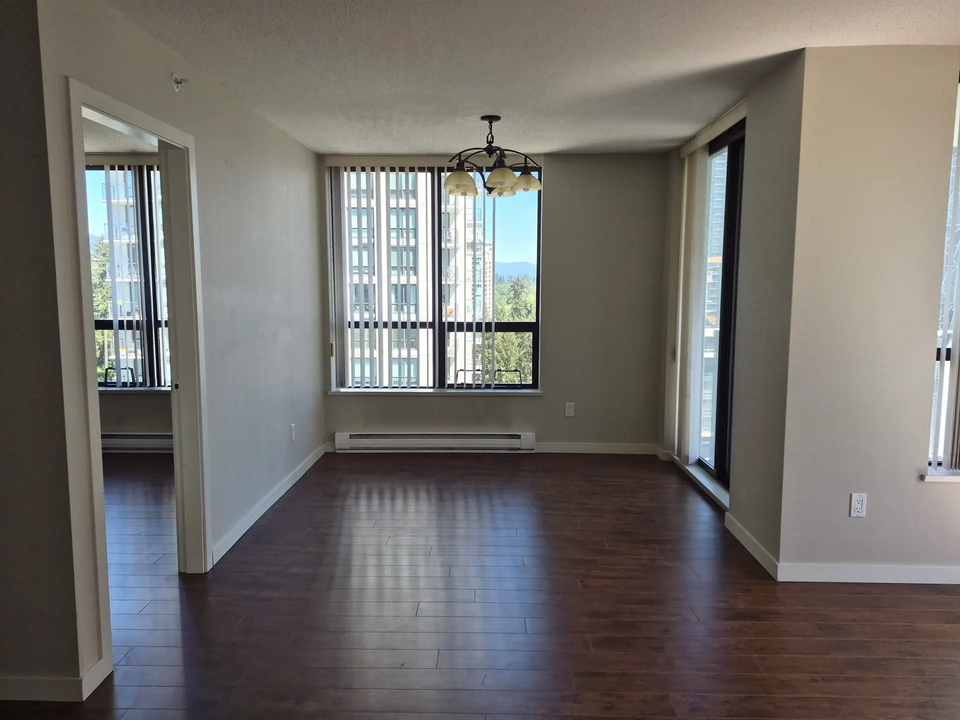 #1703 2979 Glen Drive - Image 3