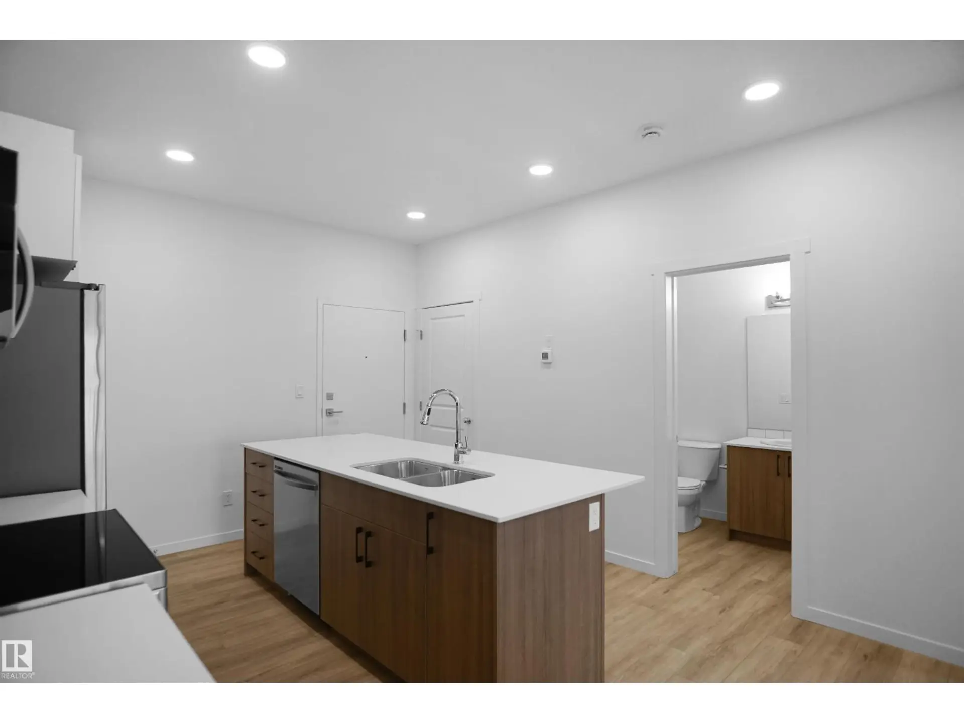 #101 3715 141 ST SW - Image 11