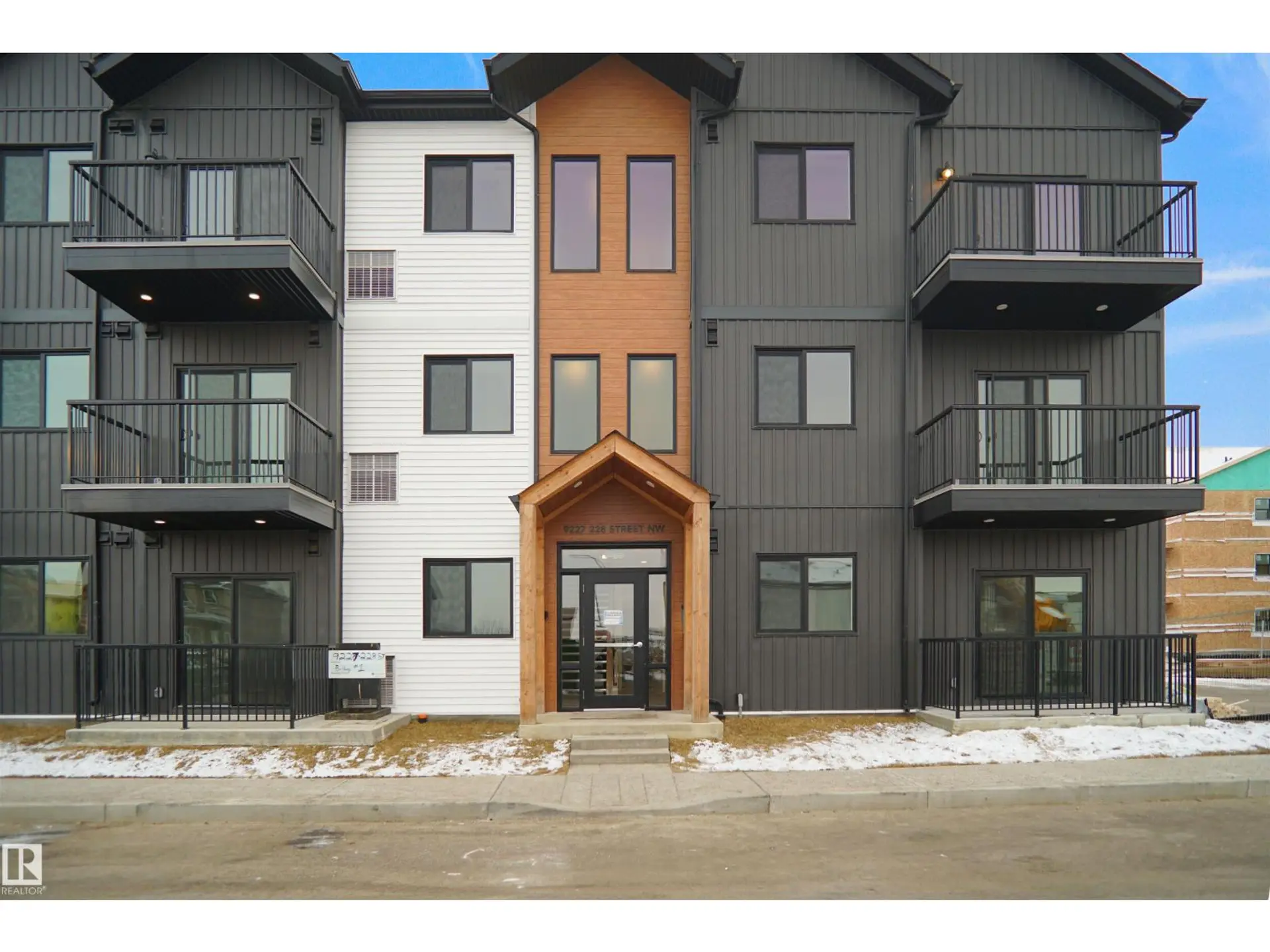 #101 3715 141 ST SW - Image 2