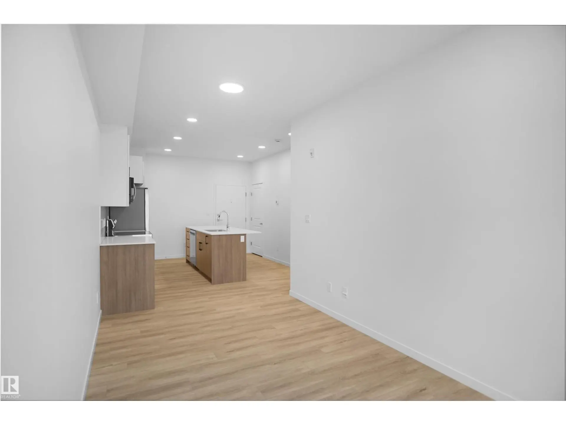 #101 3715 141 ST SW - Image 4