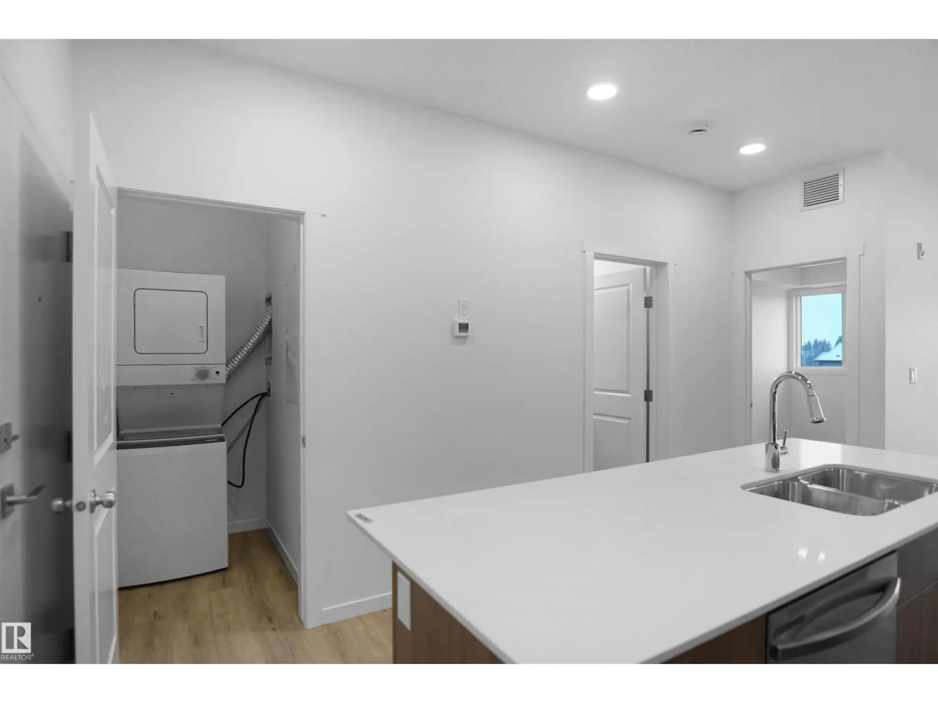 #101 3715 141 ST SW - Image 6