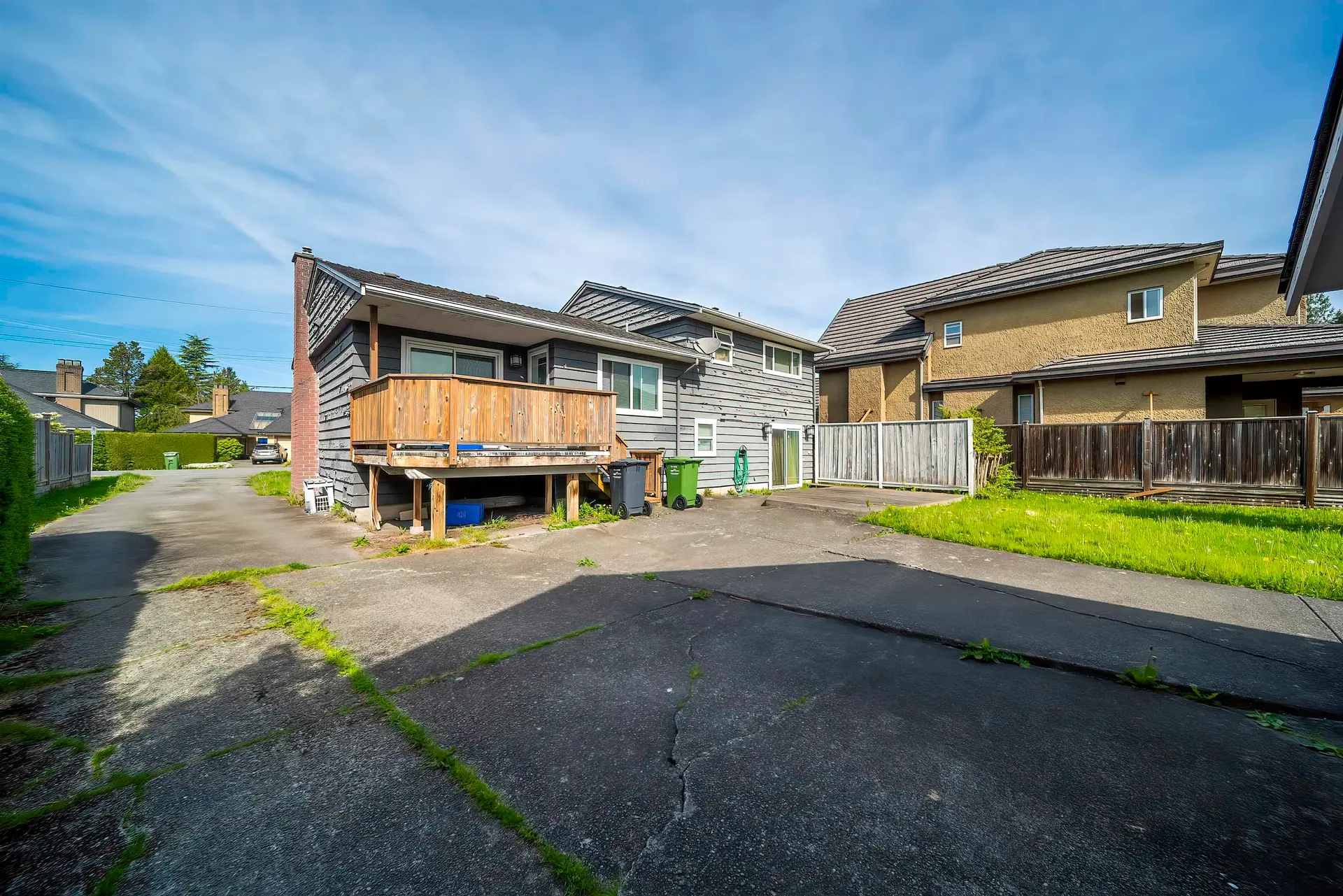 9891 Pinewell Crescent - Image 10