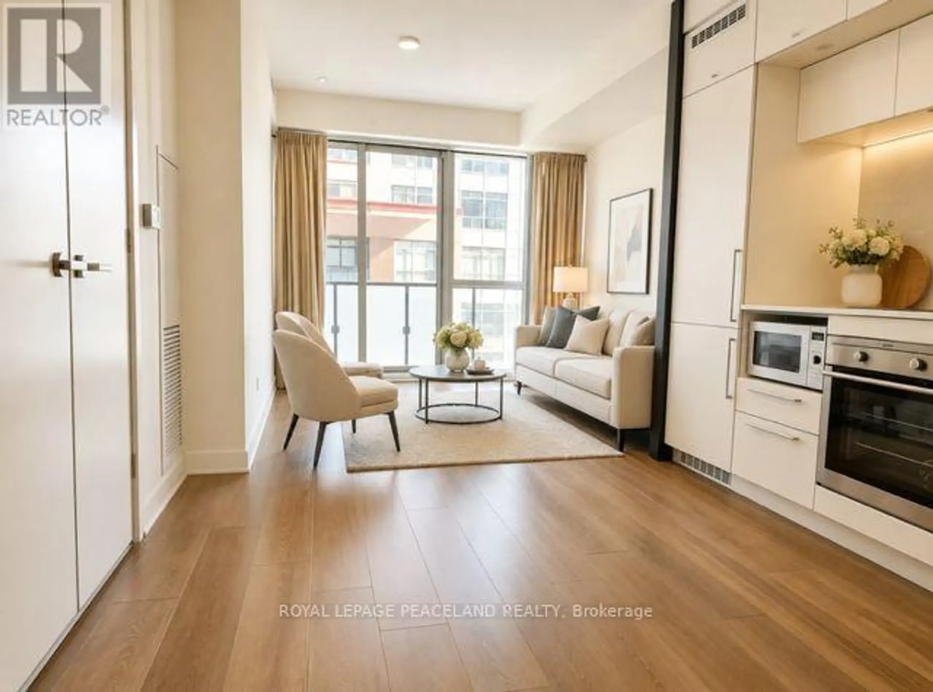 #808 15 GRENVILLE STREET - Image 5