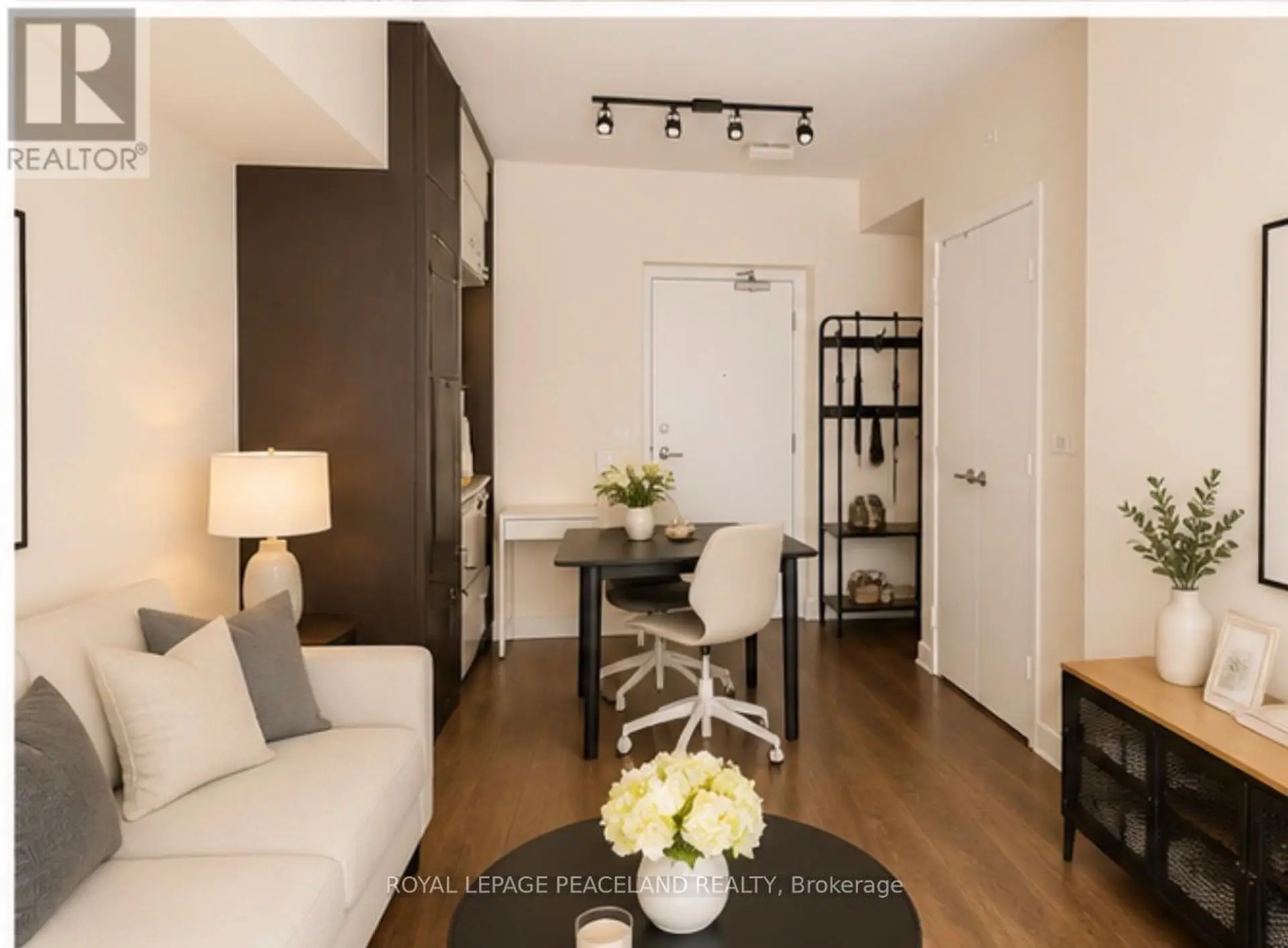 #808 15 GRENVILLE STREET - Image 7