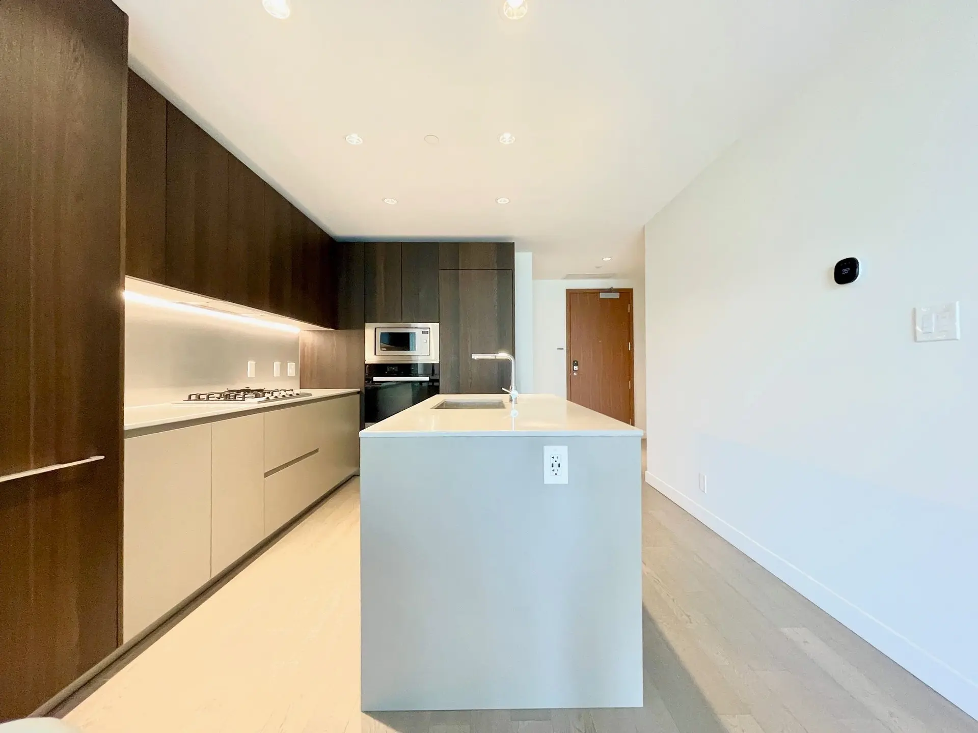 #311 6688 Pearson Way - Image 5