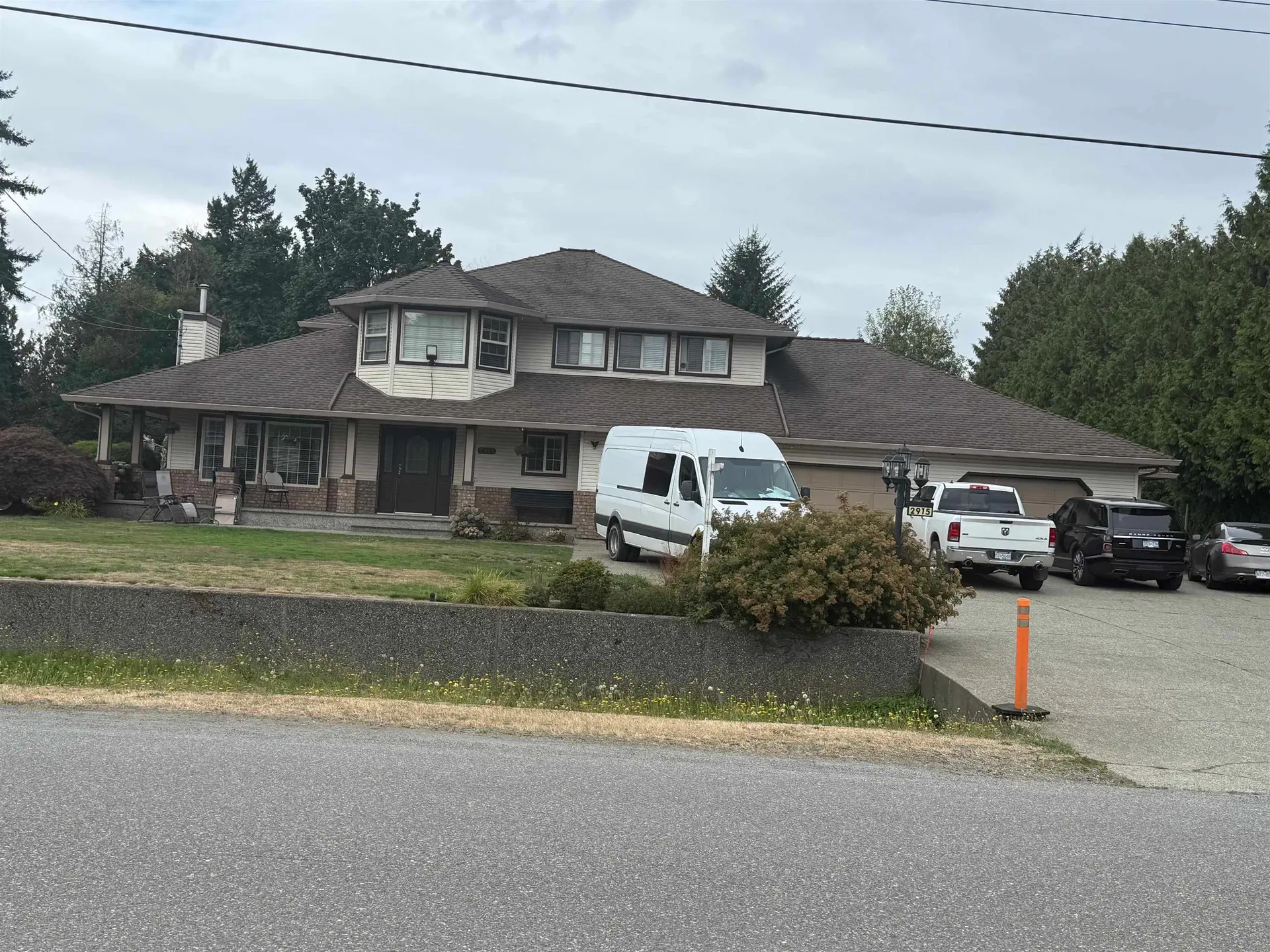 Property at 2915 Bergman Street, Abbotsford, BC