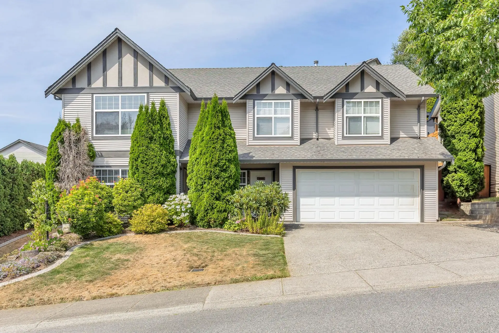 Property at 35479 Tweedsmuir Drive, Abbotsford, BC