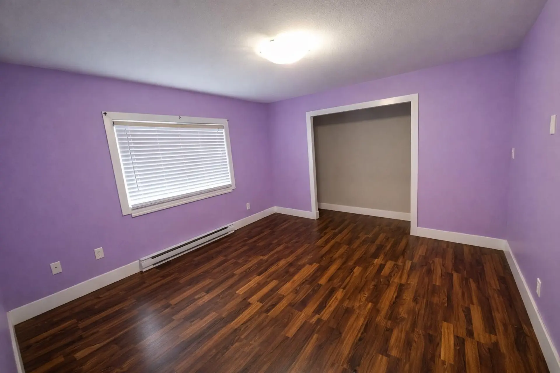 28140 56 Avenue - Image 6
