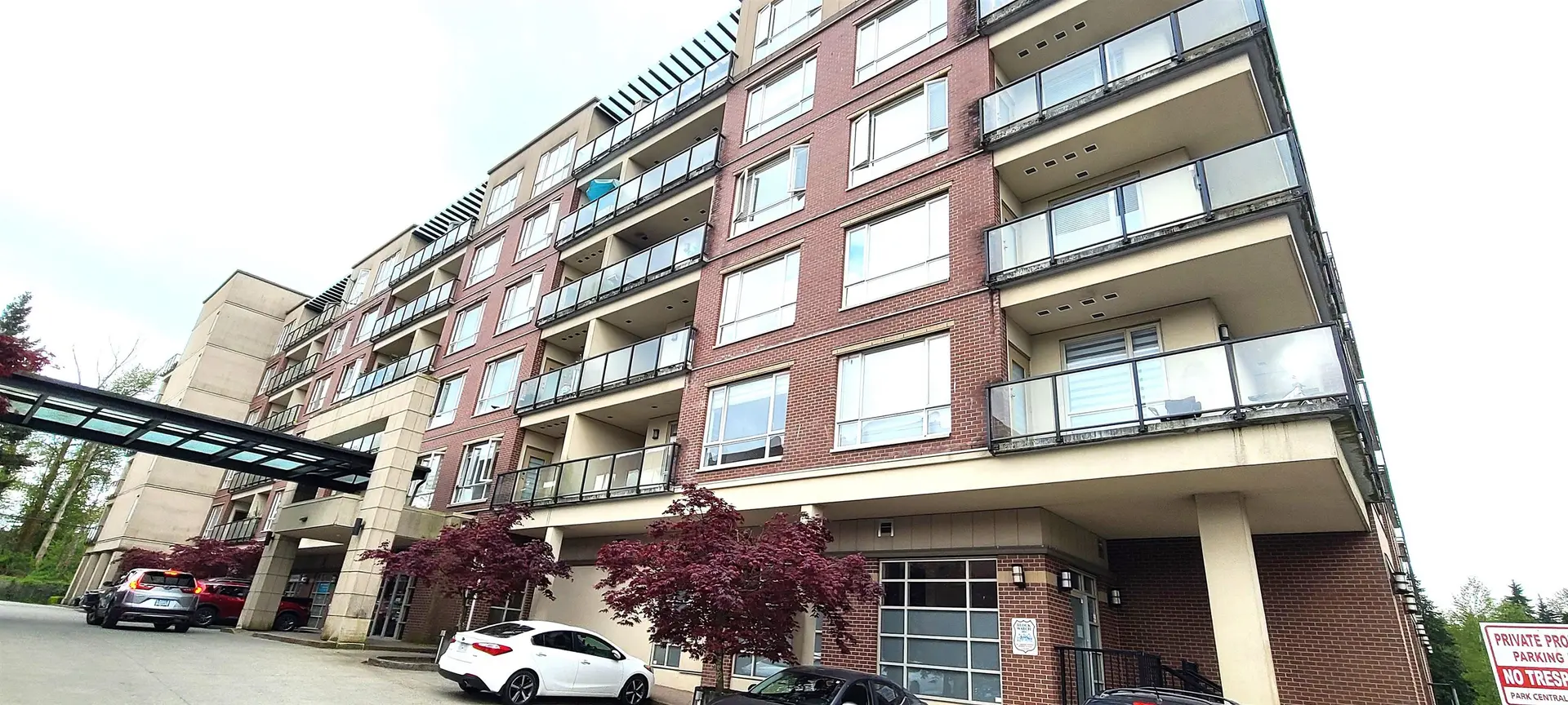 Property at #518 14333 104 Avenue, Surrey, BC