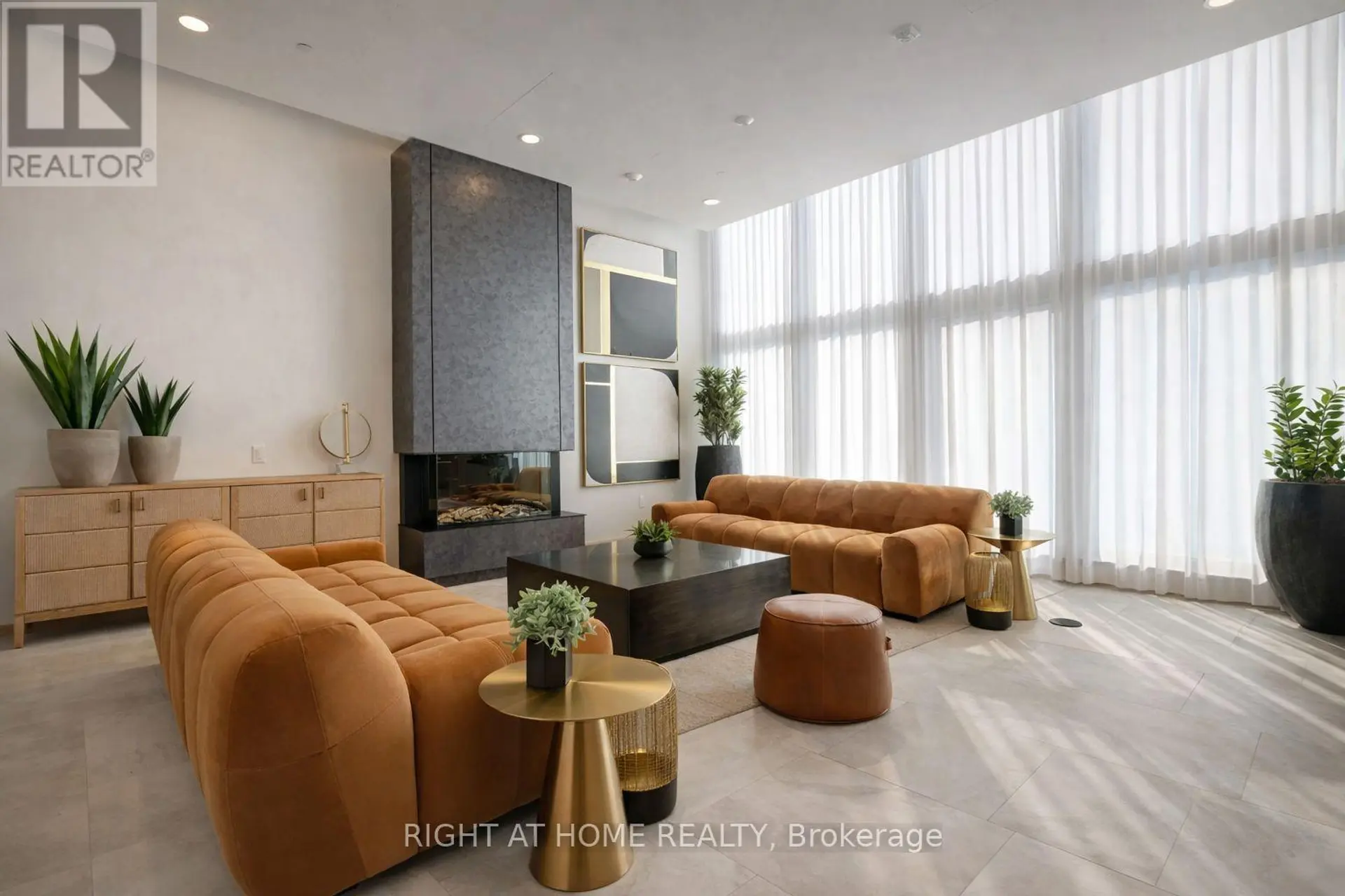 #207 10 JAMES STREET - Image 8