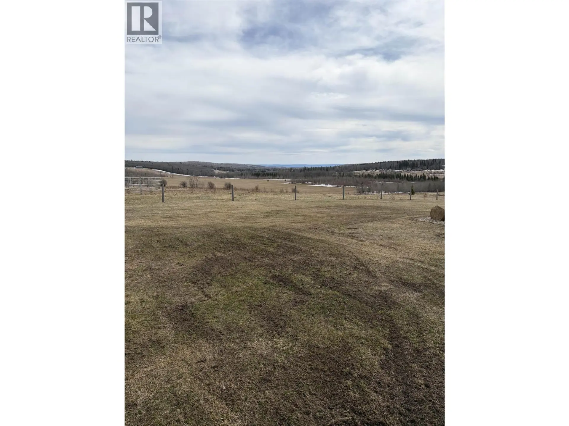 9344 N 97 HIGHWAY - Image 11