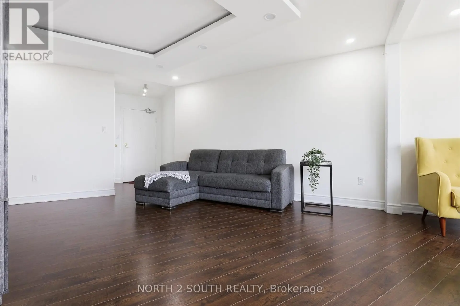 #505 270 QUEENS QUAY W - Image 7