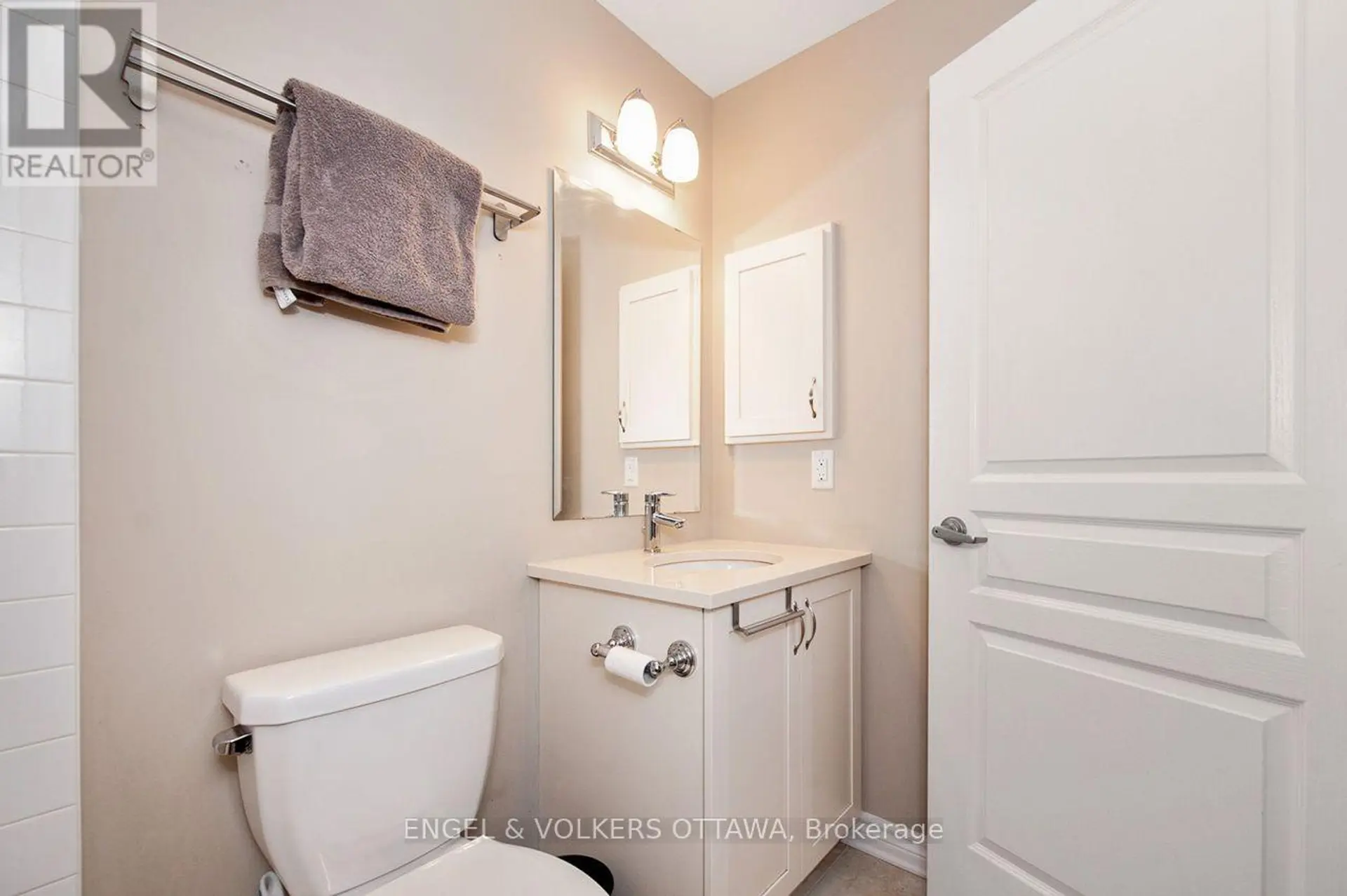 #103 655 BEAUPARC PRIVATE - Image 11