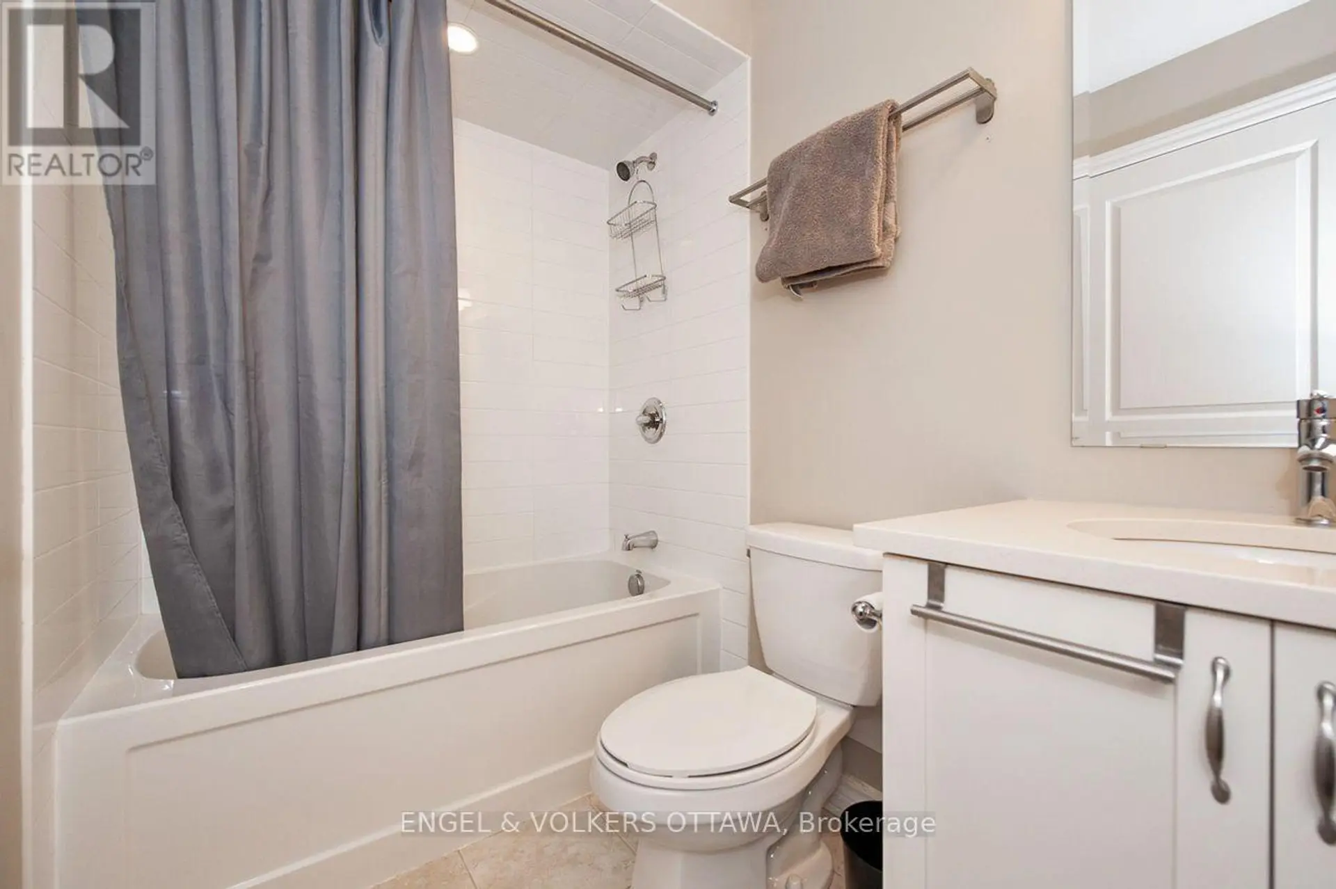 #103 655 BEAUPARC PRIVATE - Image 12