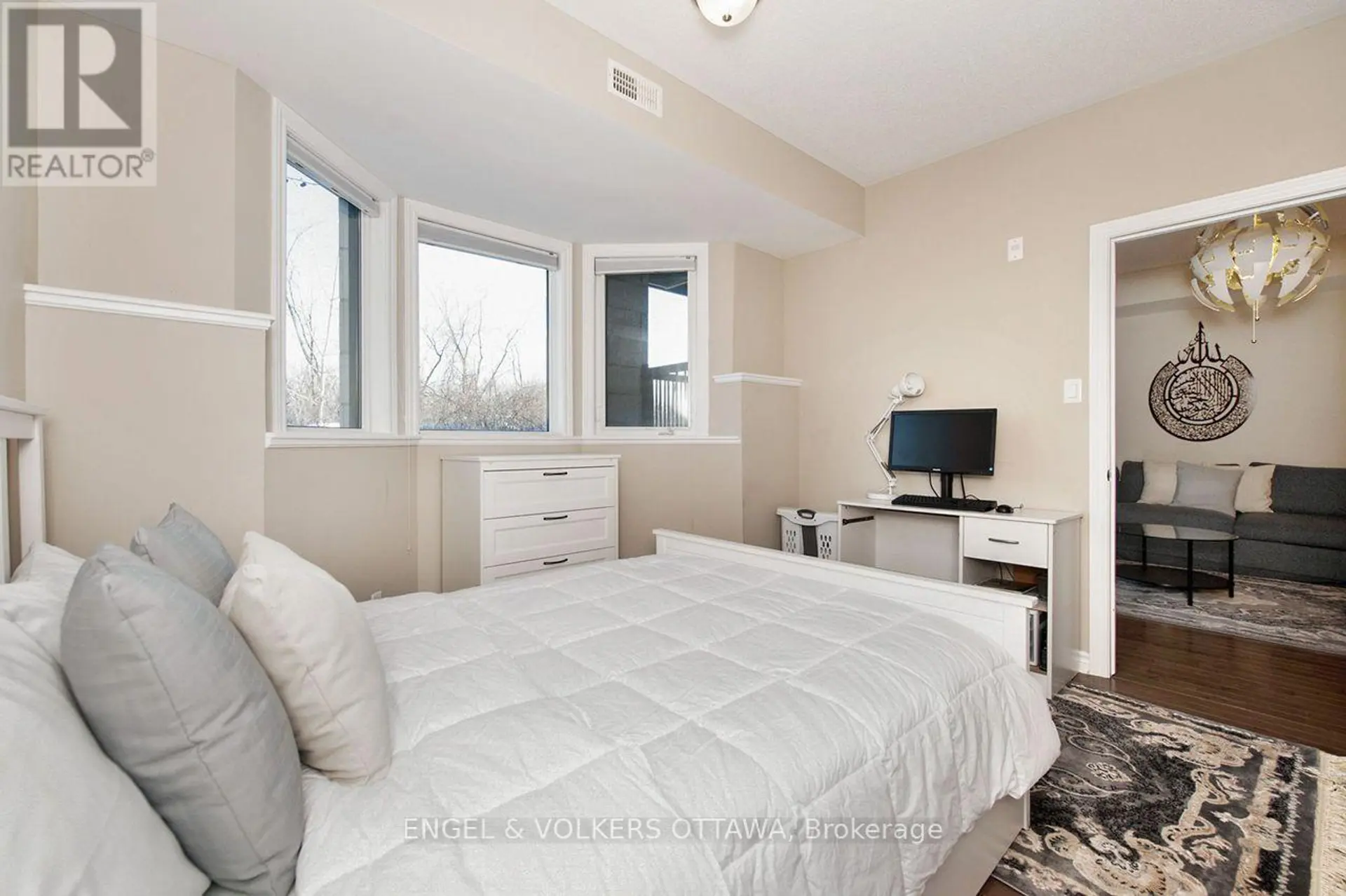 #103 655 BEAUPARC PRIVATE - Image 8