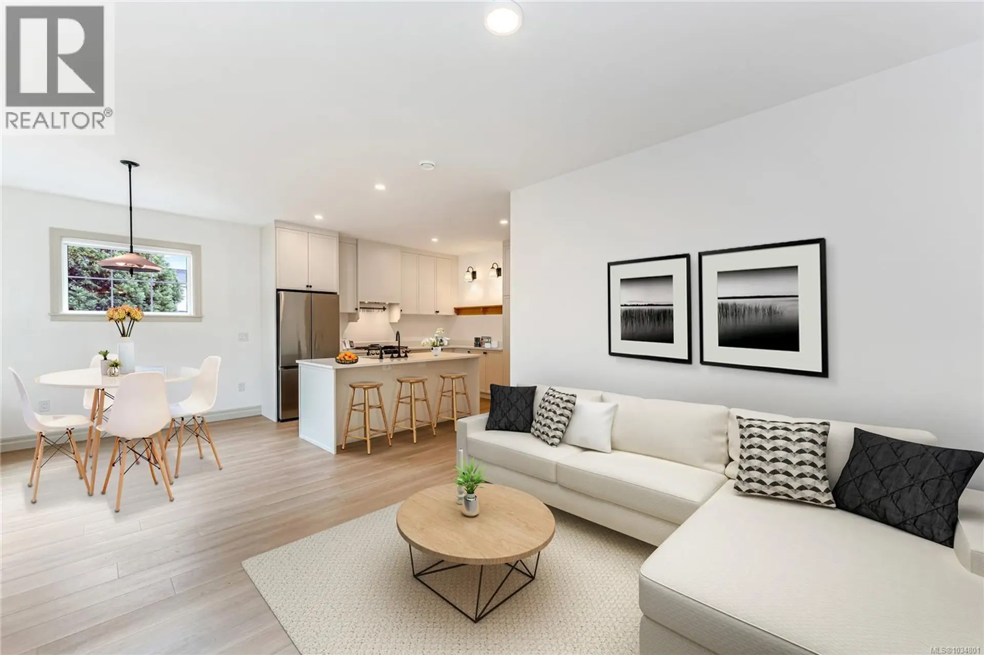 Property at #3 3098 Washington Ave, Victoria, BC