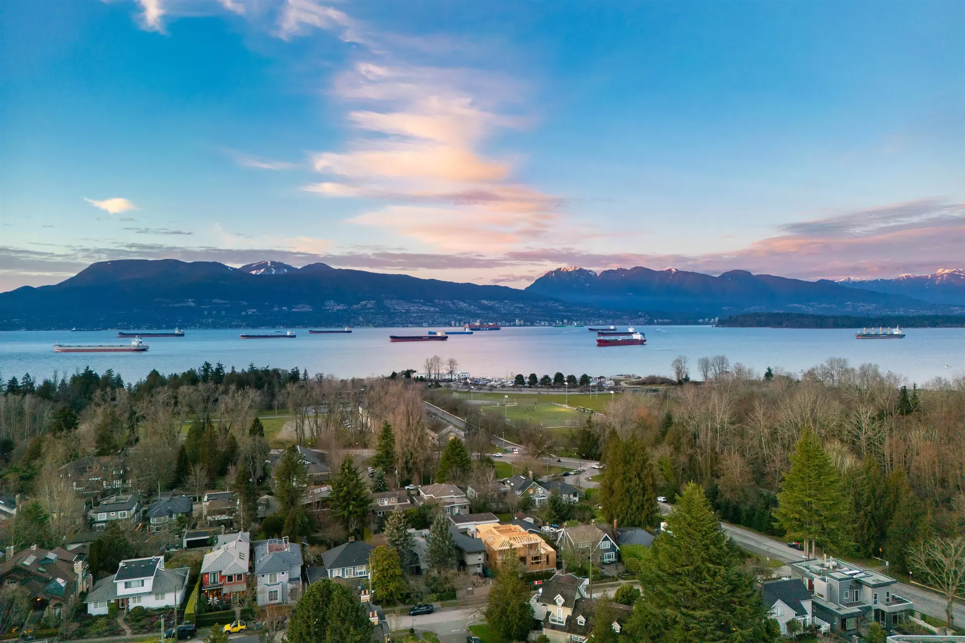 1512 Western Crescent - Image 3