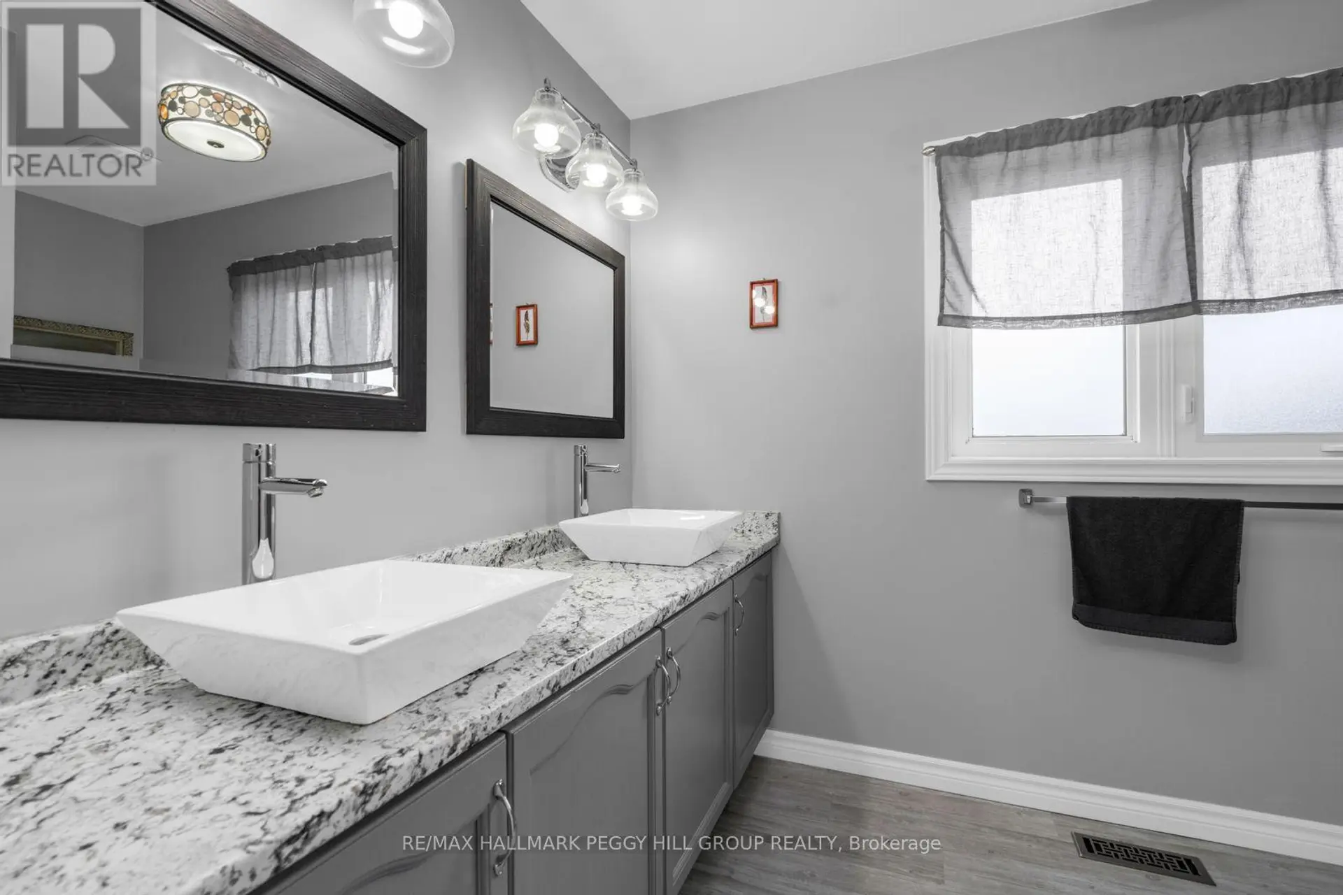 45 WARD DRIVE - Image 12