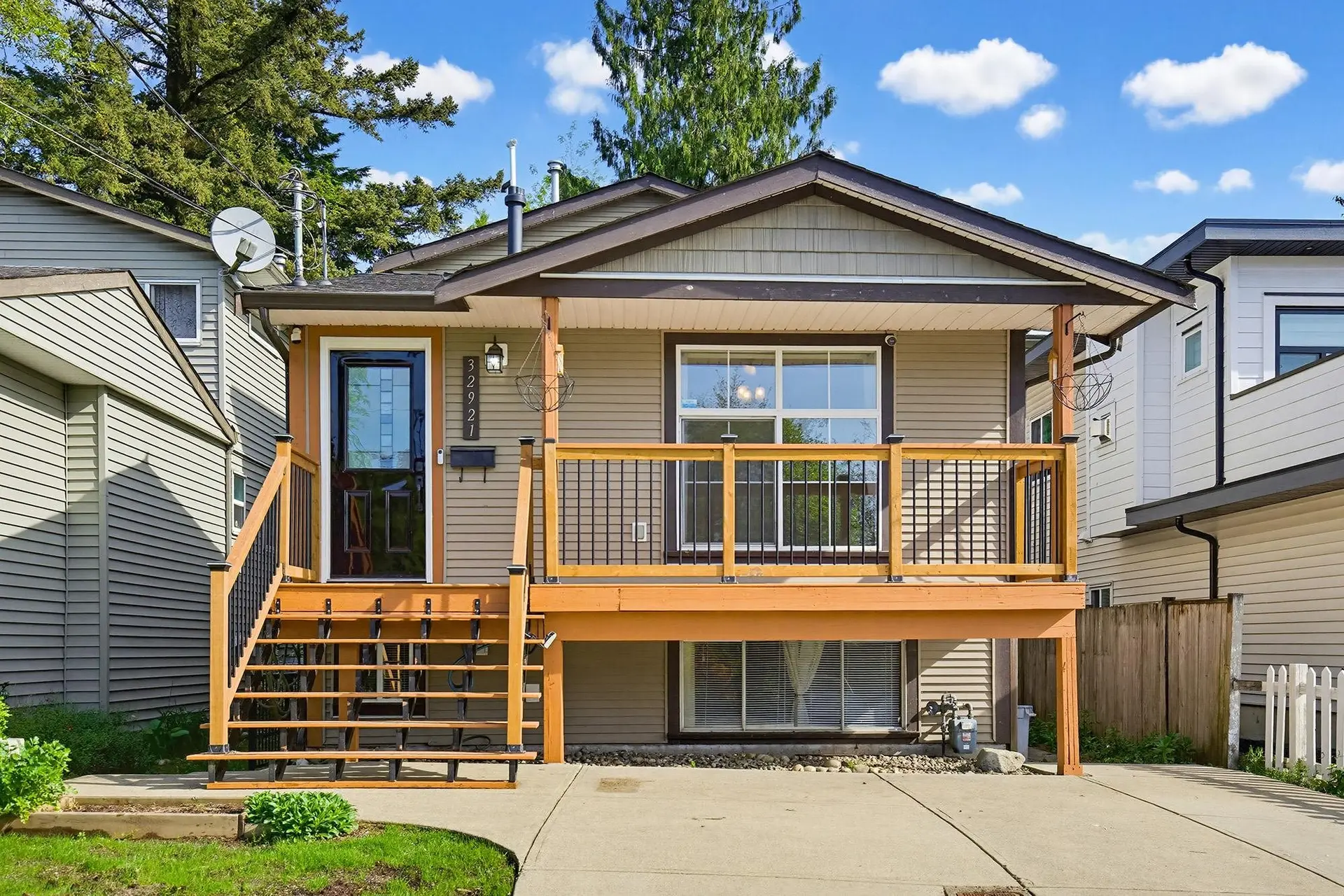 Property at 32921 3rd Avenue, Mission, BC