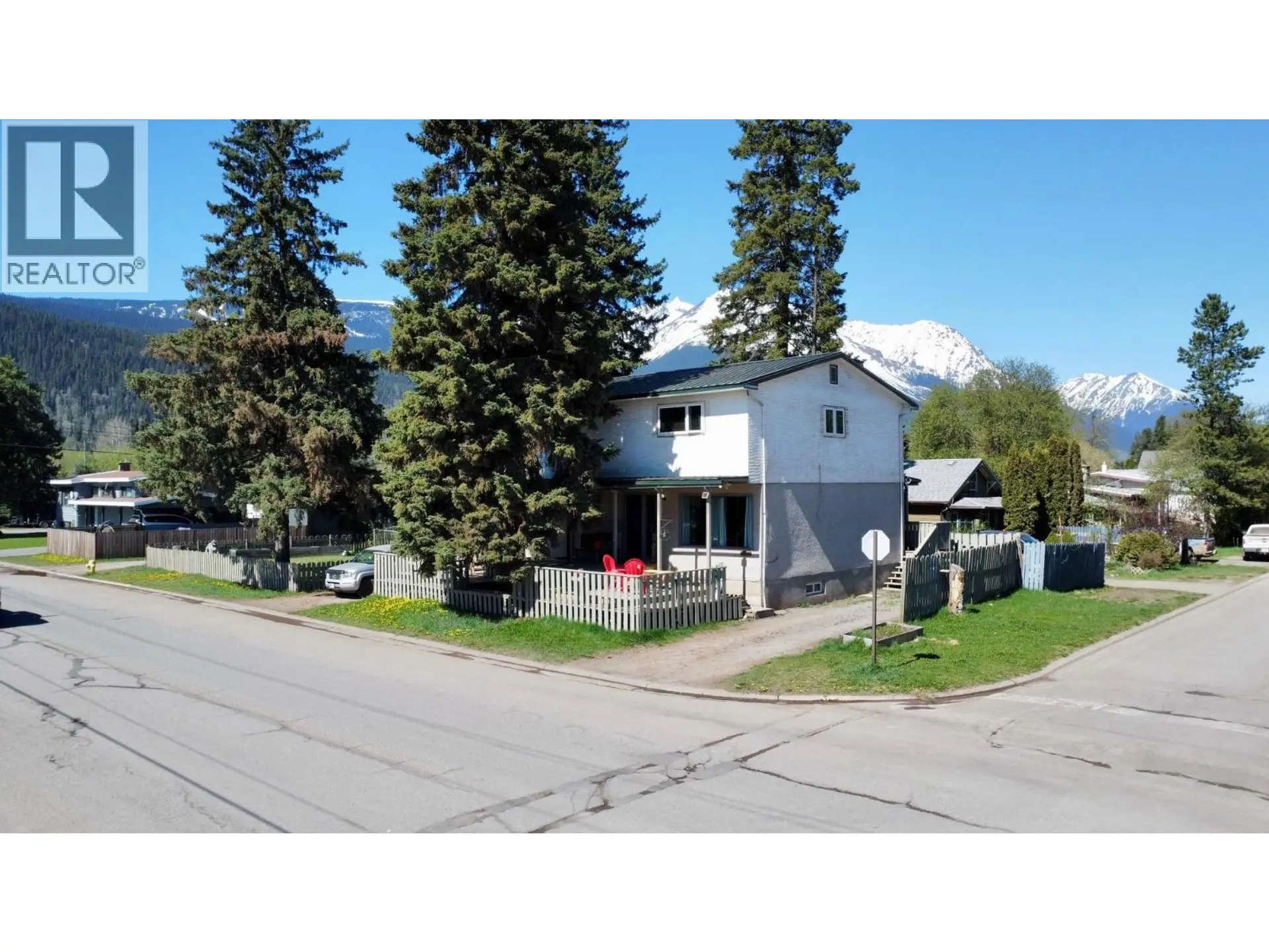 Property at 1281-1293 COLUMBIA STREET, Smithers, BC