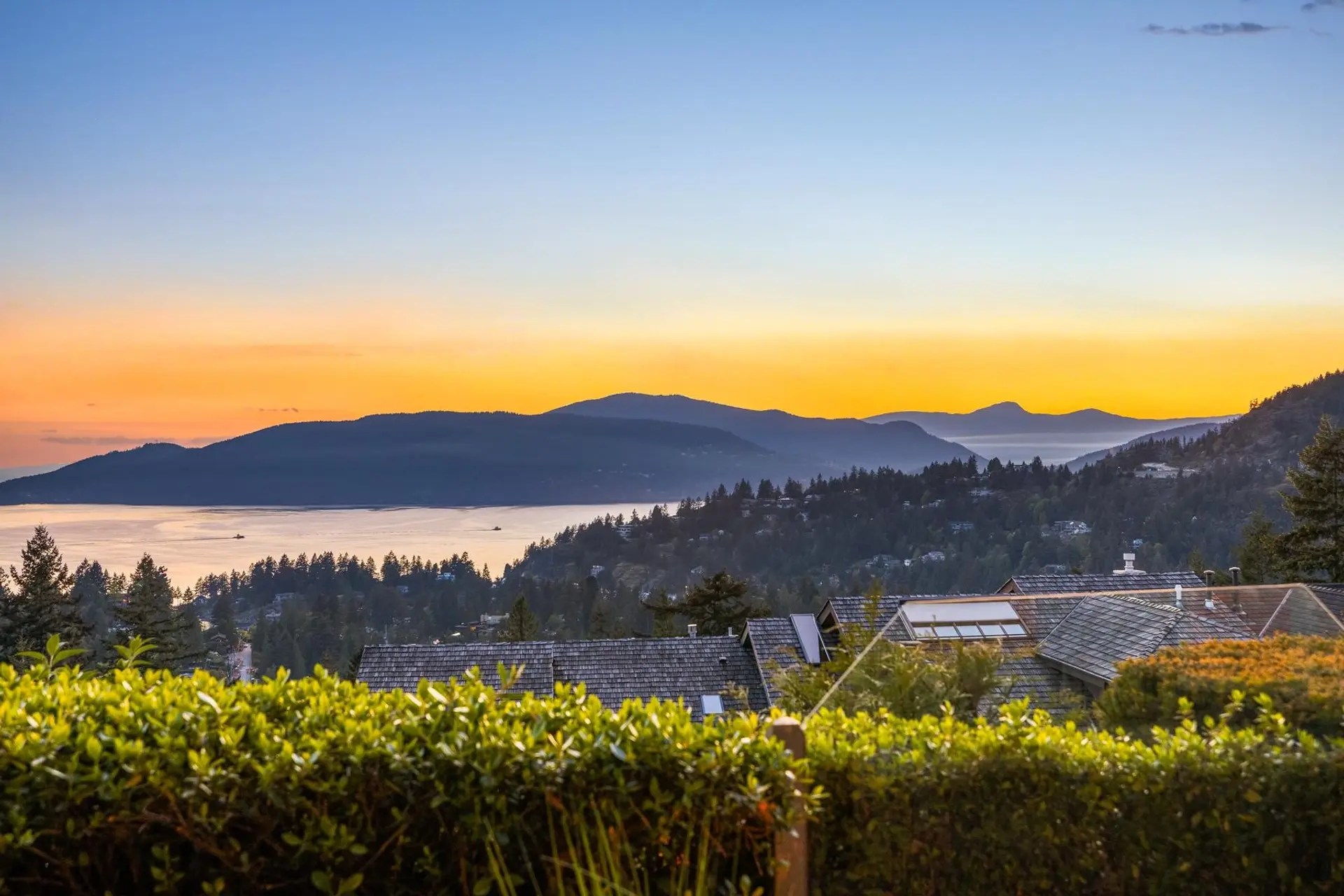Property at 5360 Meadfeild Road, West Vancouver, BC