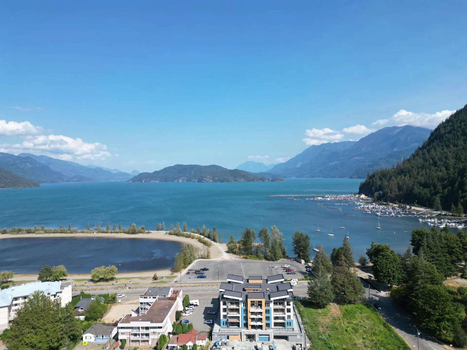 Property at #106 470 Esplanade Avenue, Harrison Hot Springs, BC