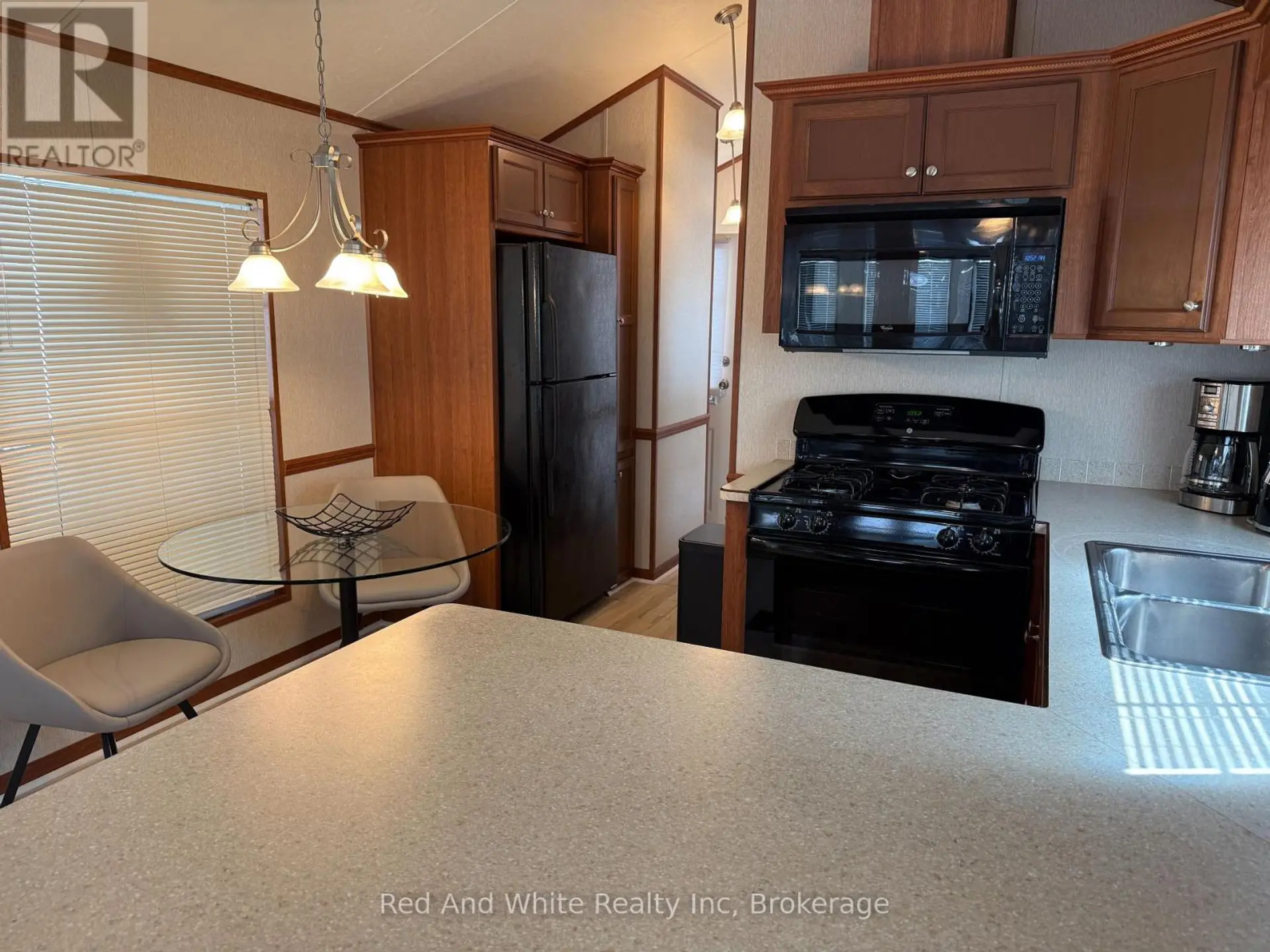 103 MADAWASKA TRAIL - Image 9