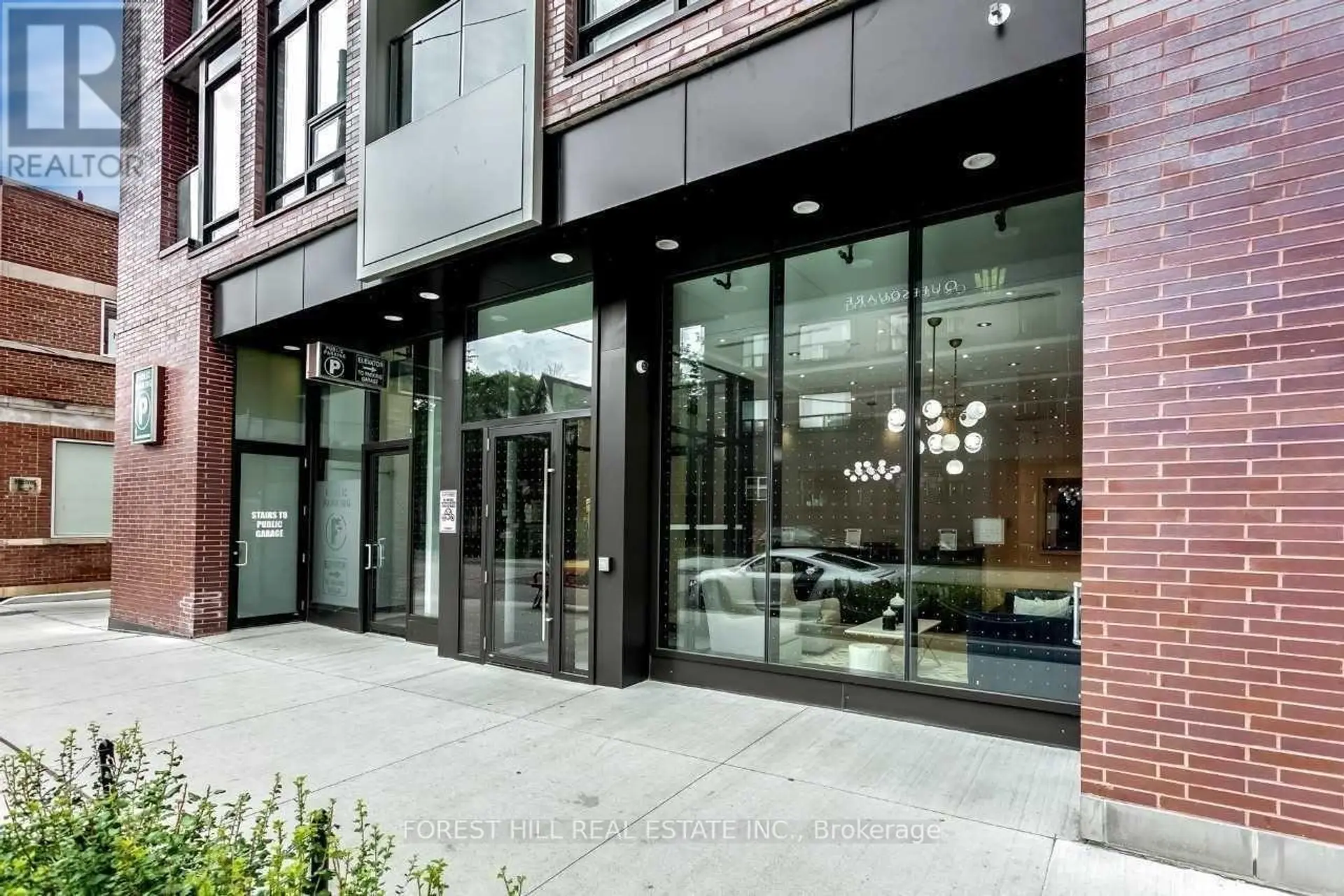 #212 246 LOGAN AVENUE - Image 2