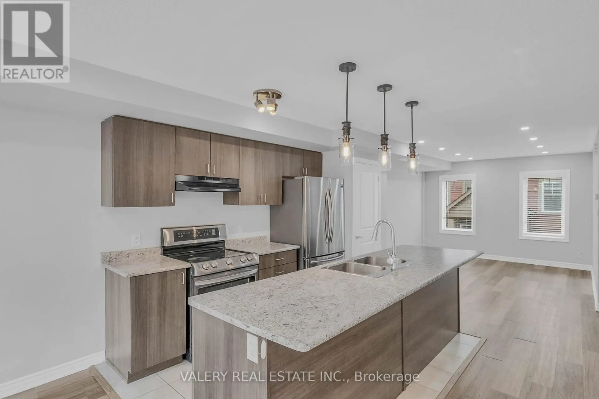 #65 2500 HILL RISE COURT - Image 2